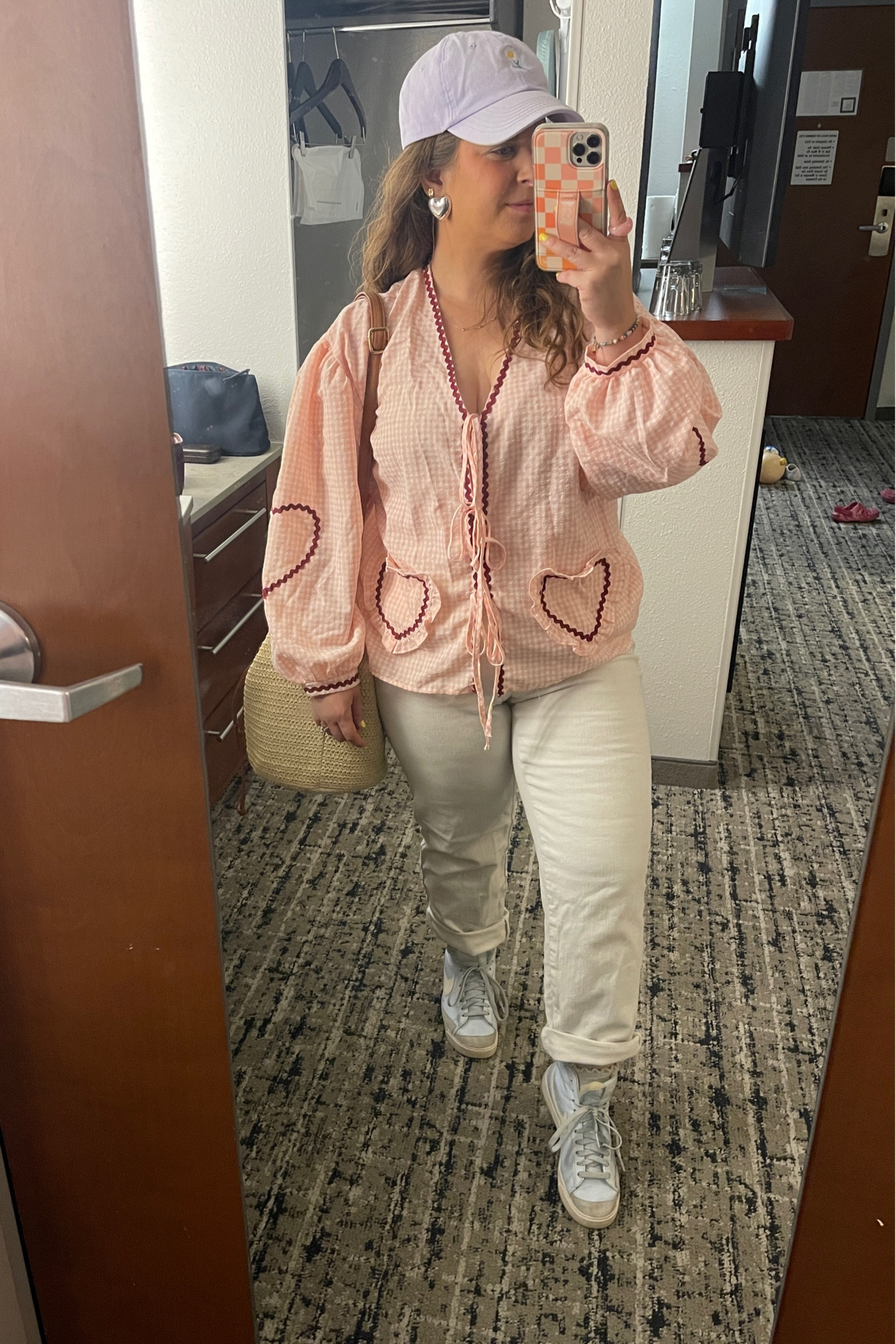 Cute baseball game outfit



#LTKSeasonal #LTKFindsUnder100 #LTKStyleTip