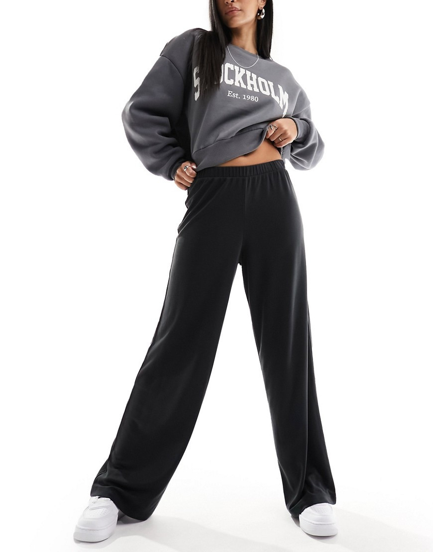 Monki straight leg casual soft trouser in black | ASOS (Global)
