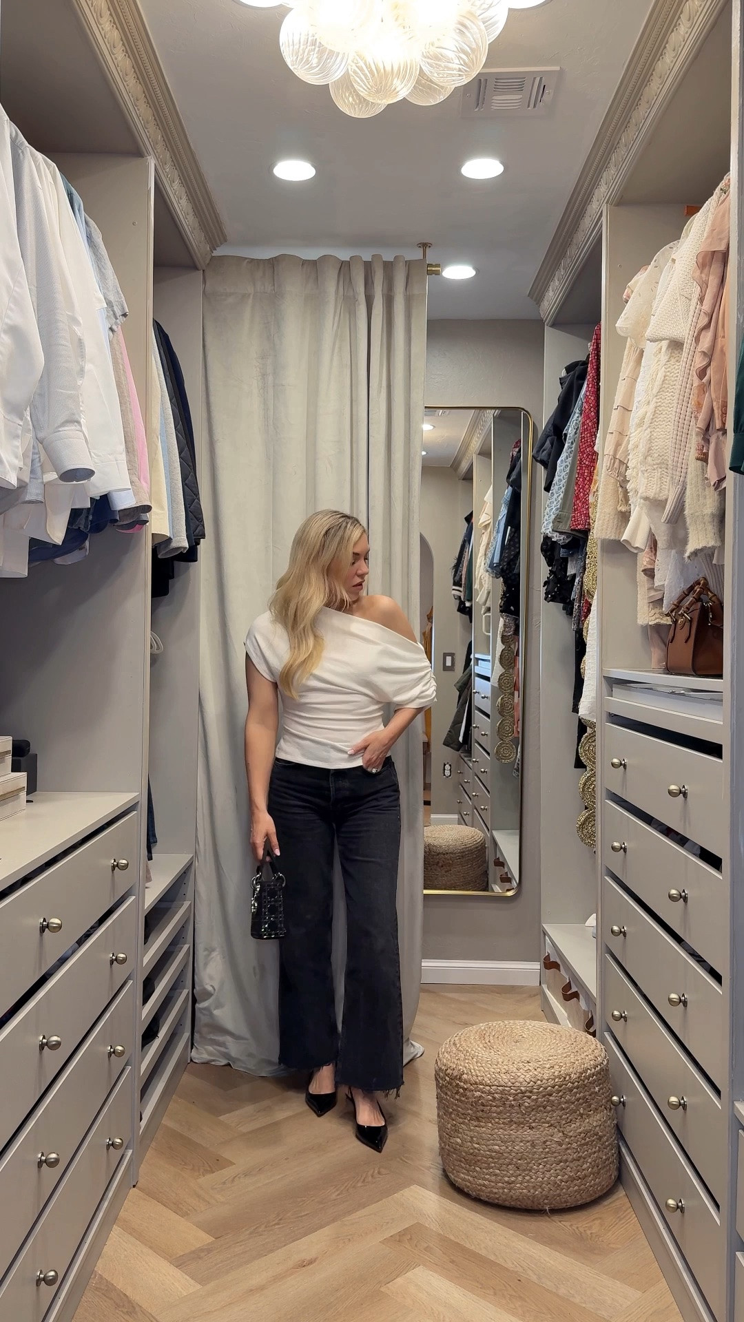 One shoulder top
Date night top
Agolde jeans

#LTKdayinmylife #LTKgrwm #LTKootd