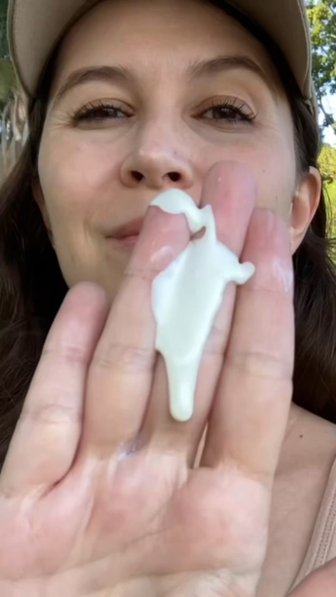 ☀️ Bora conhecer todos os detalhes do novo Protetor Solar PS-03 FPS 99 da Principia! 

Ele é um Protetor solar corporal fluido, antioleosidade com 34% de filtros UV e 2% de niacinamida, FPS 99, toque seco e eficácia contra raios UVA e UVB.

Vocês sabem que eu sou louca por protetor solar, né? 🤭
Sou suspeita a falar, mas já testei todos os protetores da Principia e são ótimos!!!! 

#protetorsolarprincipia #principia

#LTKsummer #LTKbrasil