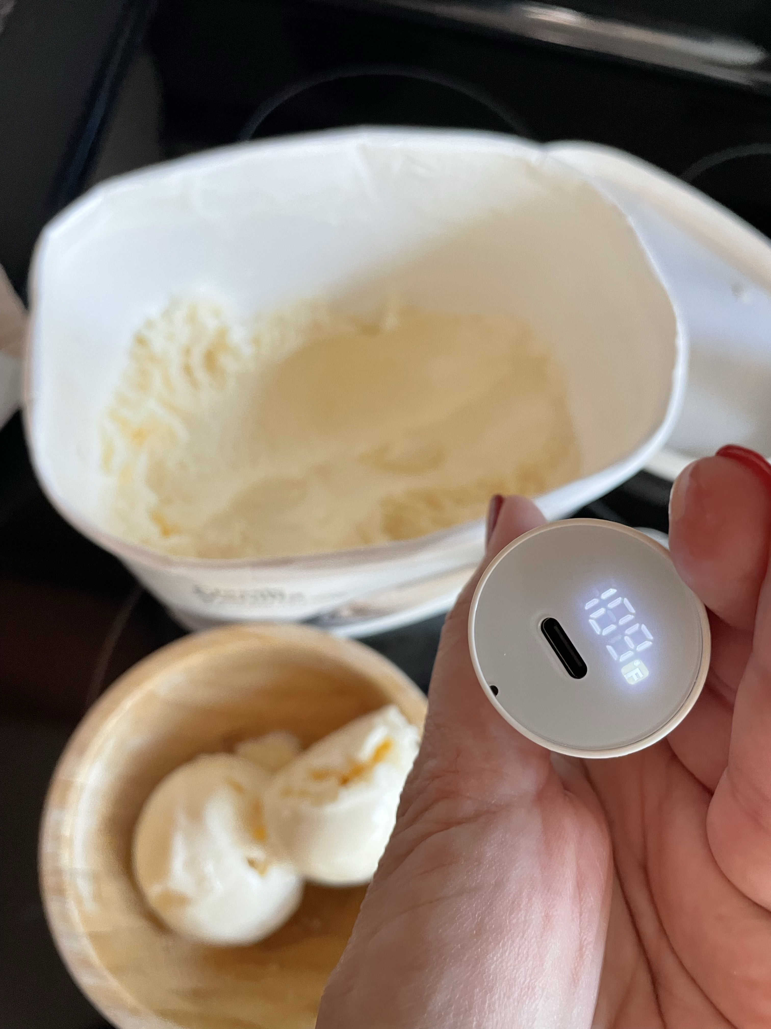 Heated ice cream scoop… Most probably the best invention ever!
#icecream #heatedicecreamscoop #kitchengadget #ltkkitchen #icecreamgadget

#LTKHome #LTKFindsUnder50 #LTKParties
