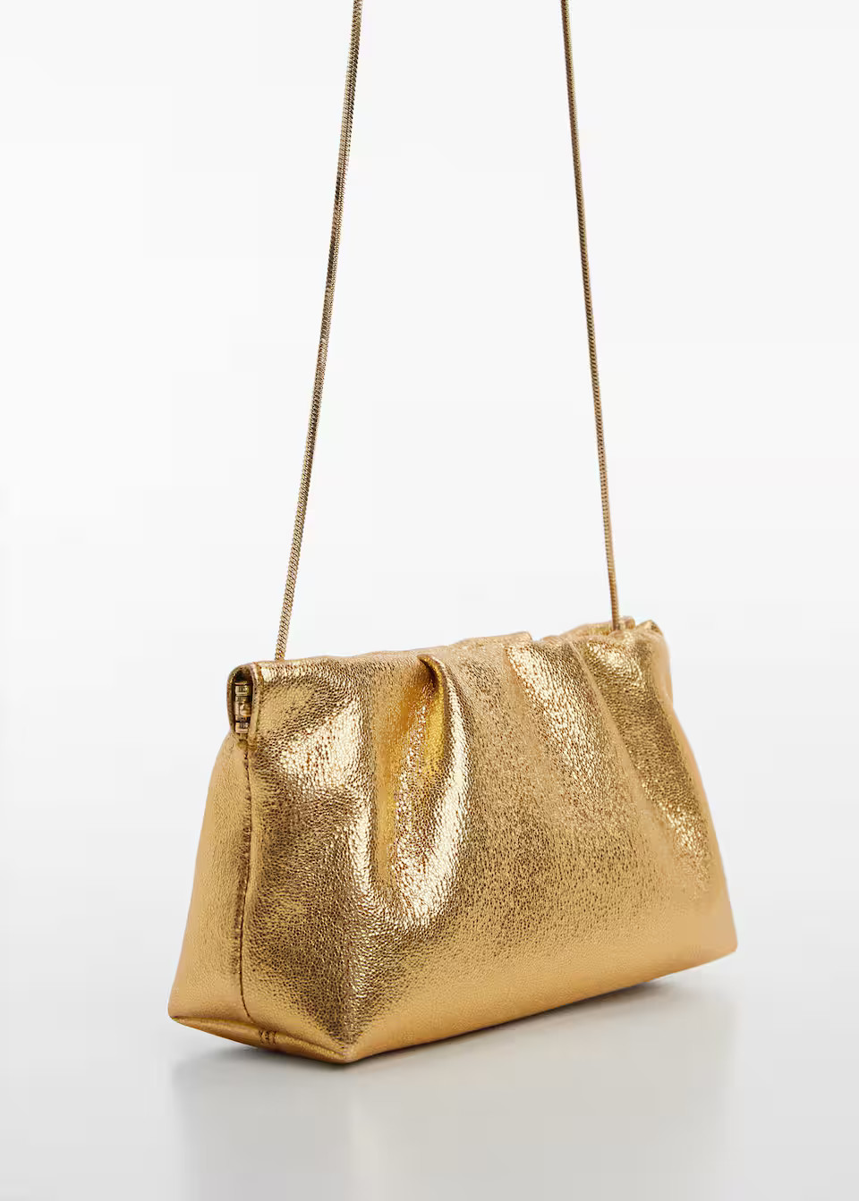 Quilted chain bag -  Women | Mango United Kingdom | MANGO (UK)