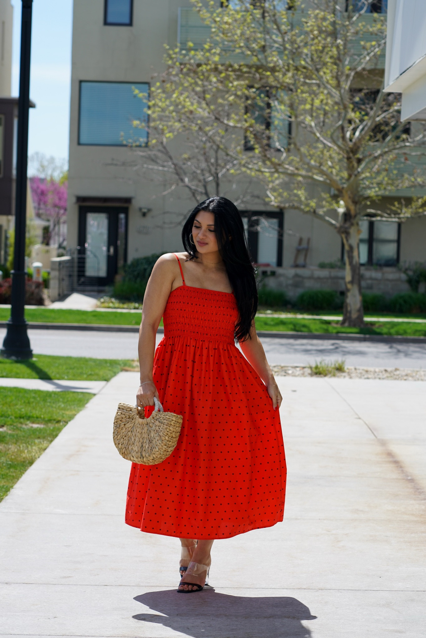 A dress perfect for a picnic, beach or summer party. A well-chosen dress will make you feel like a million bucks. 

#LTKStyleTip #LTKFindsUnder100 #LTKSeasonal