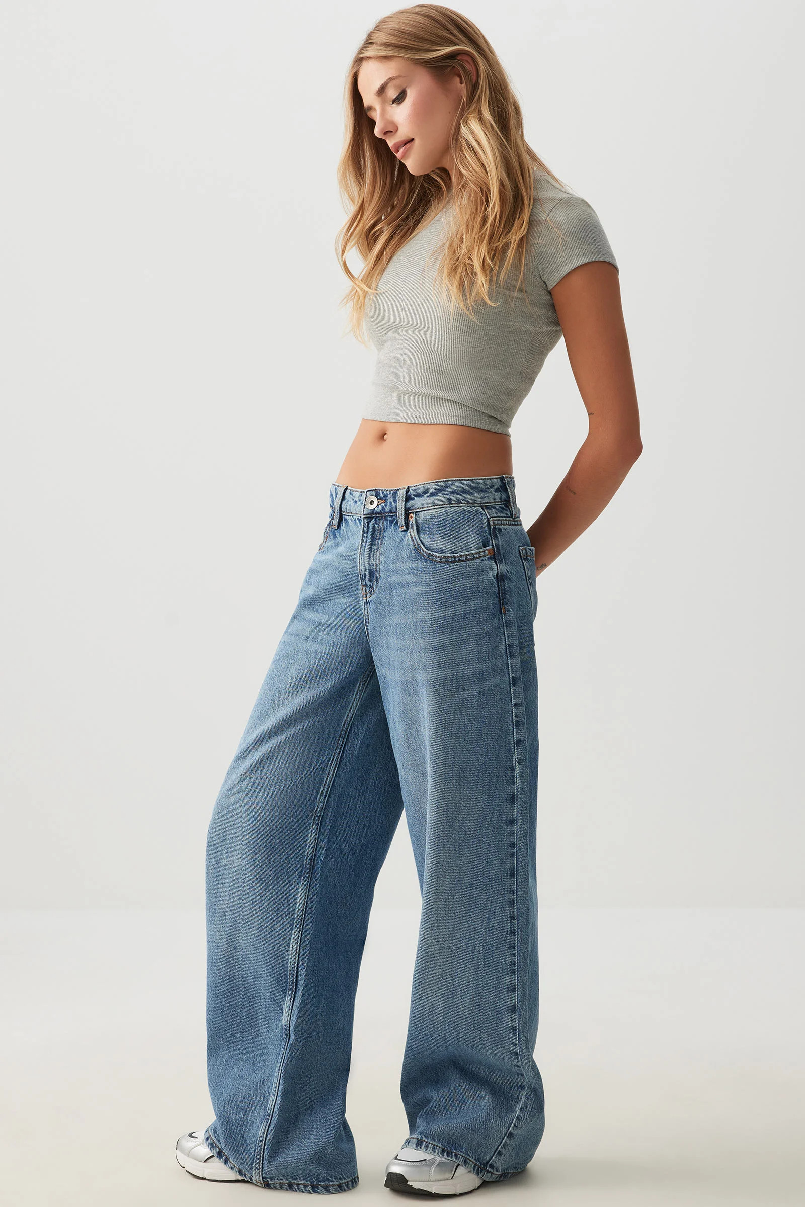 Low Rise Wide Leg Jeans | Ardene