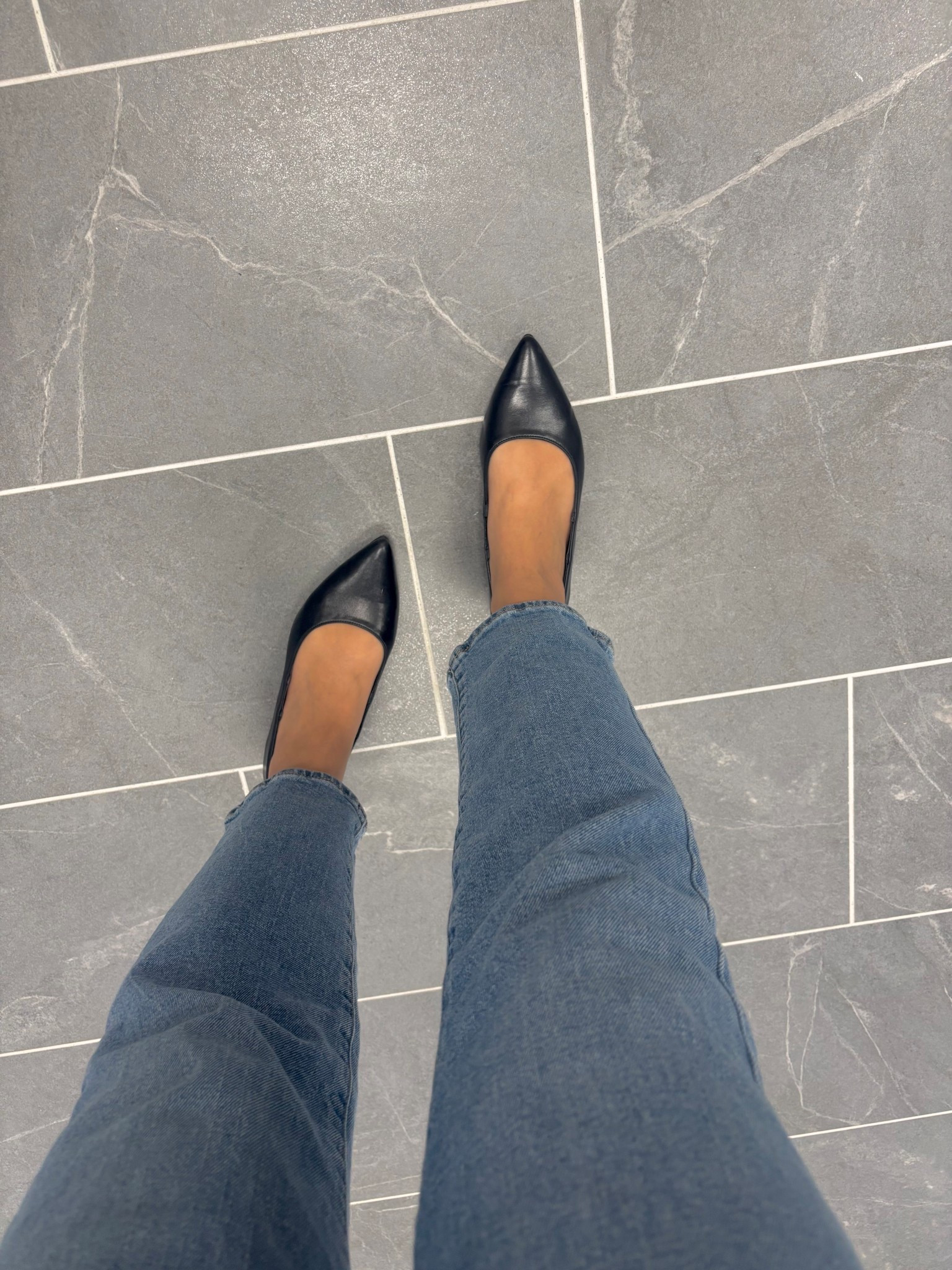 Amazon flats! They come with straps but I took mine off 😂

#LTKShoeCrush #LTKFindsUnder50 #LTKWorkwear