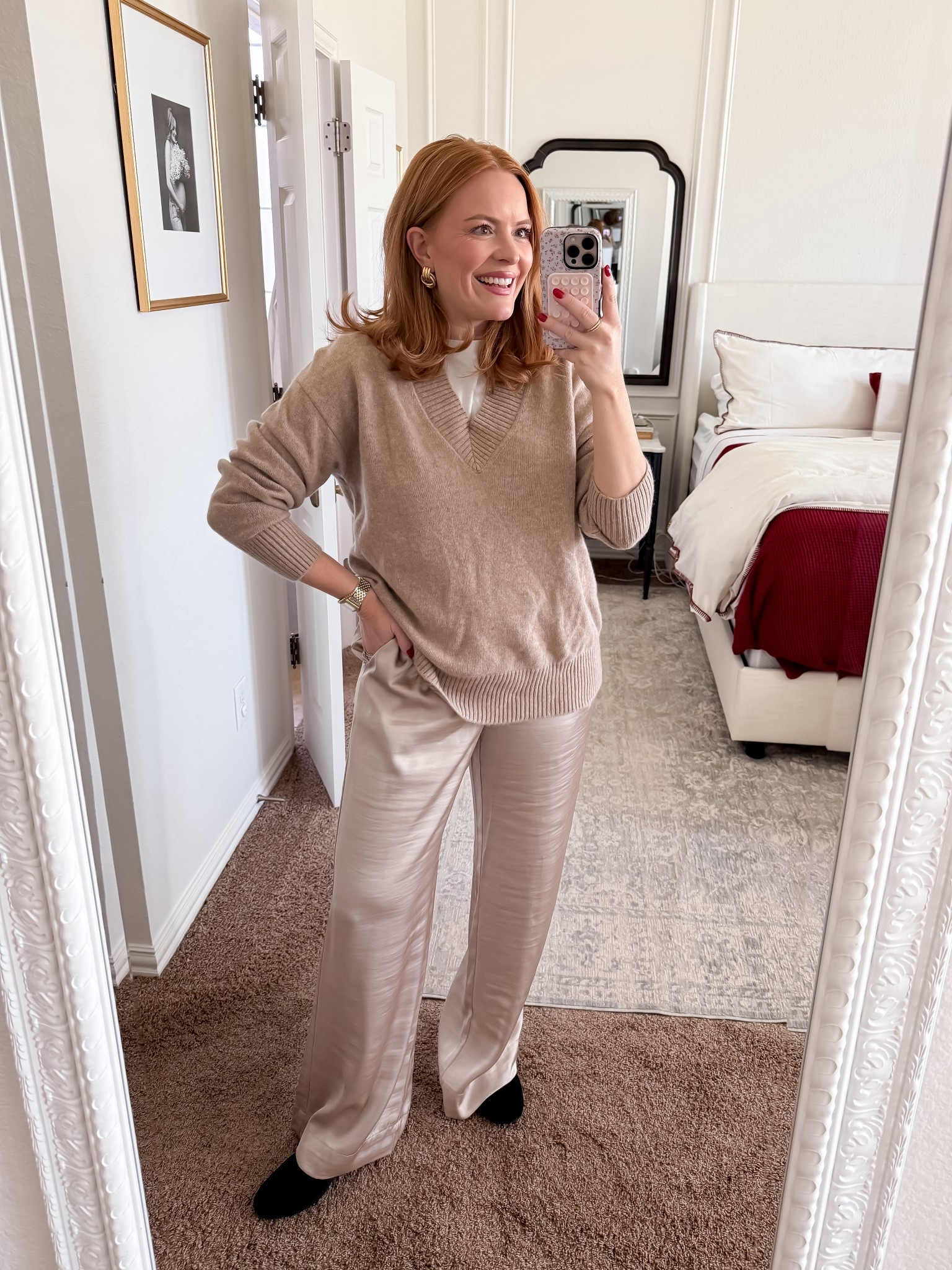 Polished work-from-home style that still feels like pajamas ✨
A cozy neutral sweater, satin trousers, and elevated basics that make Zoom days feel a little more chic. Everything is linked on LTK!
#wfhoutfit #workfromhomestyle #neutraloutfit #elevatedbasics #ltkworkwear #casualworkwear

#LTKgrwm #LTKFindsUnder50 #LTKWorkwear