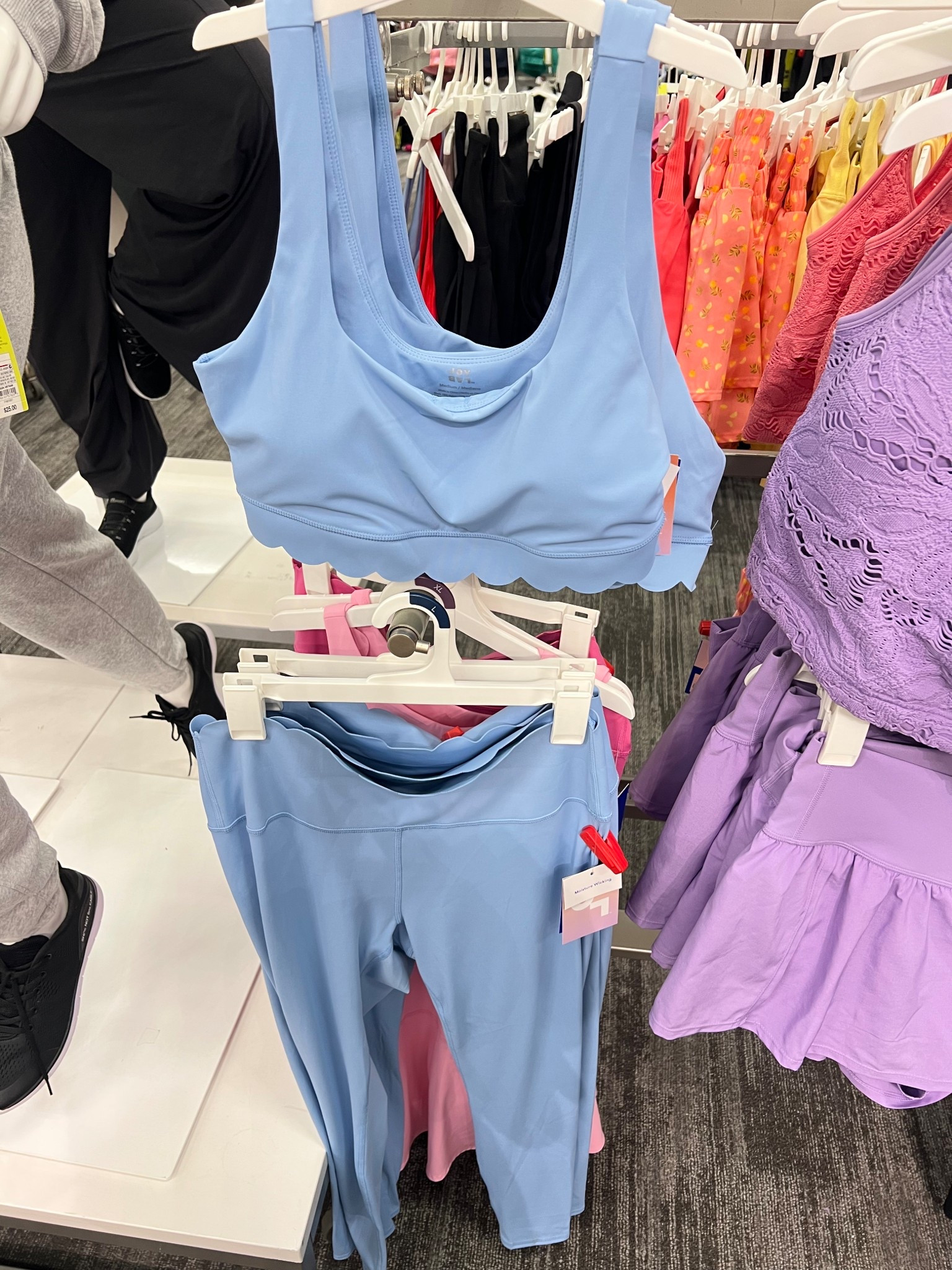 This blue scallop workout set! 😍

#LTKStyleTip #LTKActive #LTKFindsUnder50