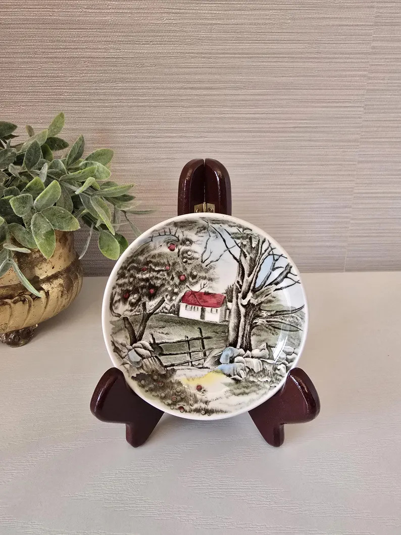 Stonewall Cottage mini plate  trinket dish Johnson Brothers "Friendly Village" collection | Etsy (Global)