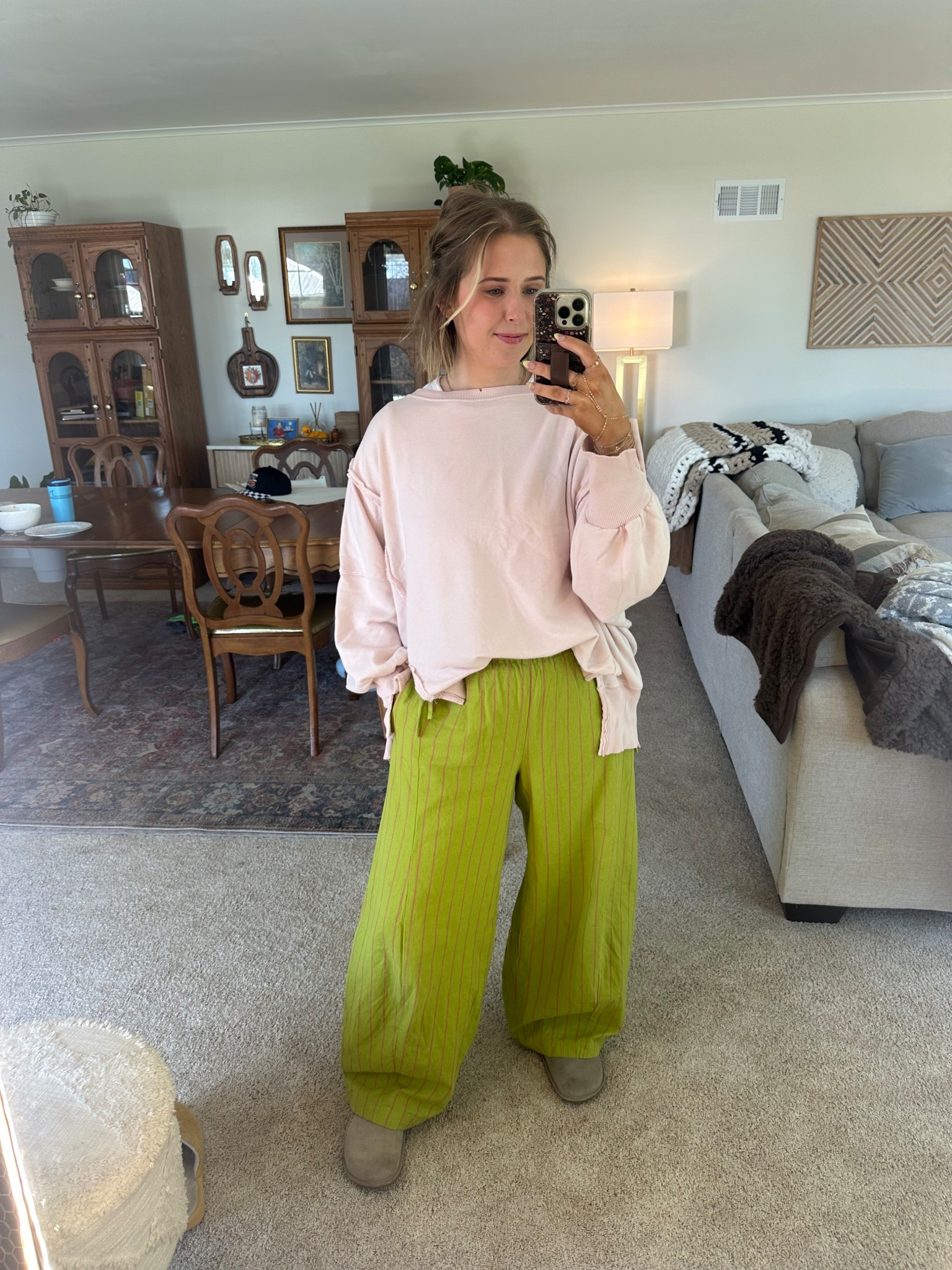 Spring is in the air 🌸🤍🌱
These linen pants from free people are my new fav! 

#LTKootd #LTKmomlife #LTKSaleAlert