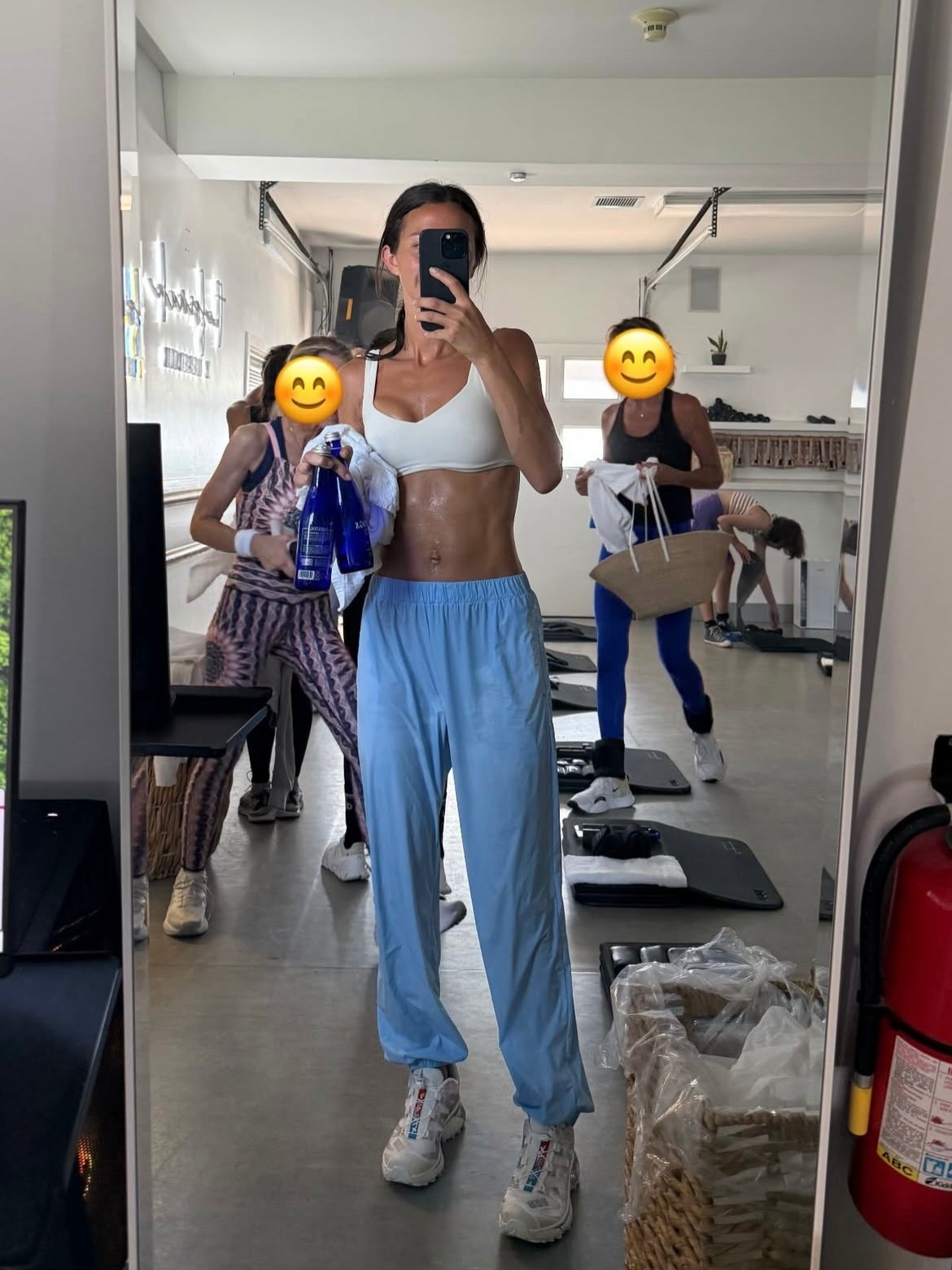 Blue & white workout look today