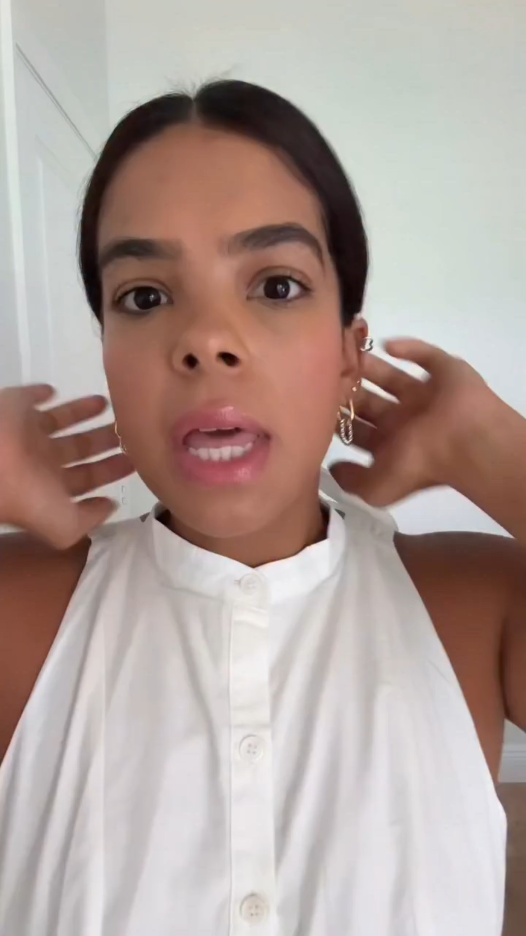 Church fit! ✨

If you know me, you know how much I love a nice white dress and this one happens to be from @shopcider 

I’m obsessed with the back details and I cannot believe how affordable this dress was being that it is made with 100% cotton! 

#cider #ootd #churchfit #sunday