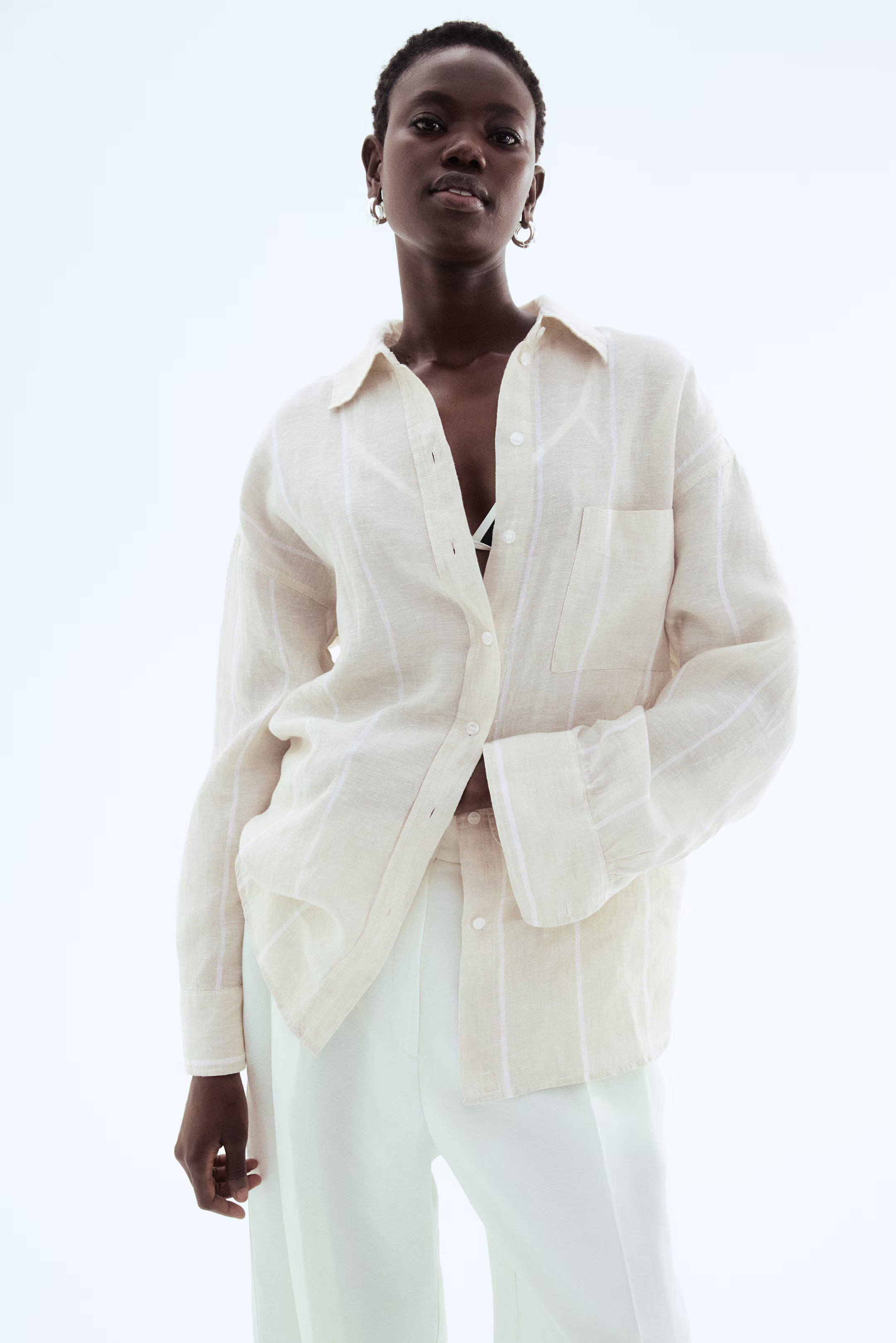 Oversized linen shirt | H&M (UK, MY, IN, SG, PH, TW, HK)