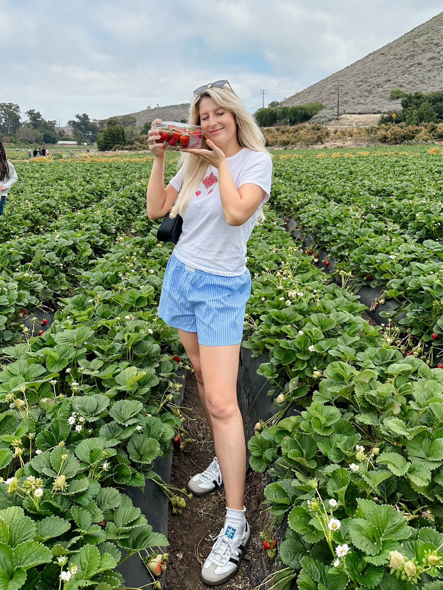 berry picking outfit!!🍓

#LTKBeauty #LTKSeasonal #LTKStyleTip