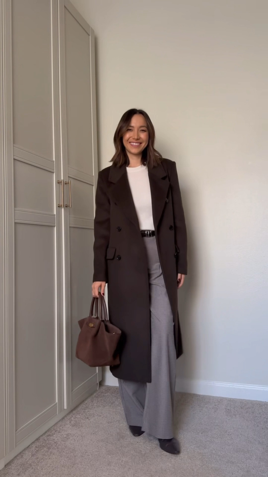Fall/winter office outfit with boots 

Mango coat - xs 
Cashmere sweater — 
Abercrombie Sloane tailored wide leg pants — wearing the regular length 
Jcrew boots — exact color is sold out, linked to a similar one at Madewell 
Demellier suede the midi New York your 


#LTKStyleTip #LTKWorkwear