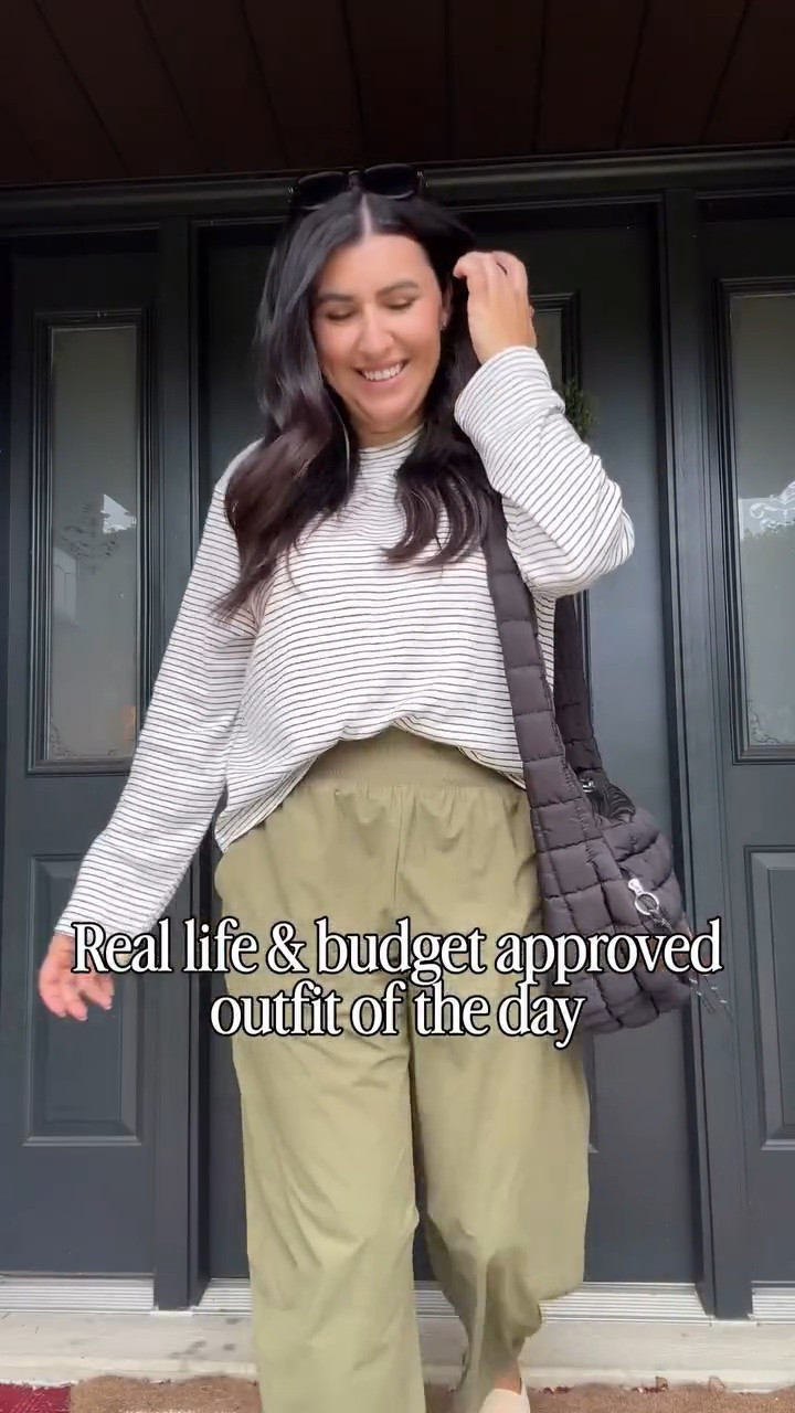 Real life outfit of the day! 
Large top
Med pants 
#walmartstyle #ootd #targetstyle

#LTKgrwm #LTKootd #LTKmomlife