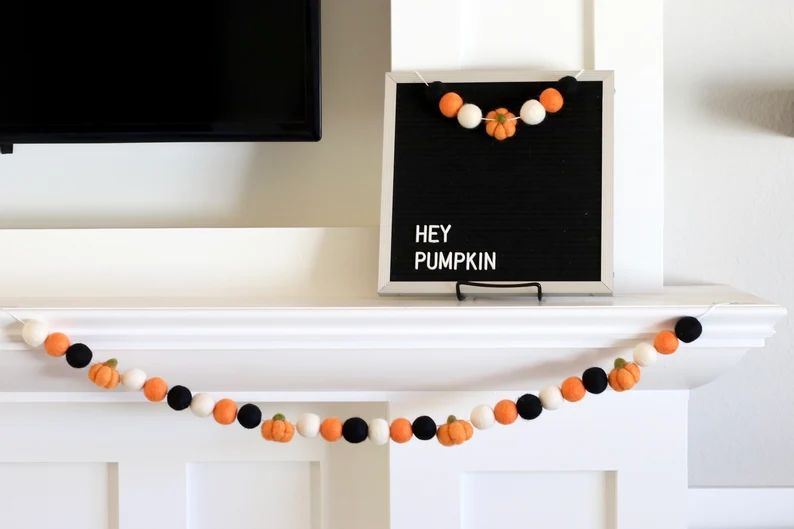 Halloween Felt Ball Garland, Halloween Garland for Mantel, Felt Ball Garland for Mantel, Pumpkin ... | Etsy (US)