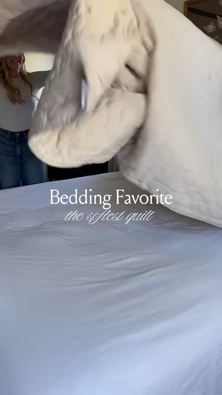 The bedding everyone keeps asking about! 🛏️

#LTKHome #LTKdayinmylife