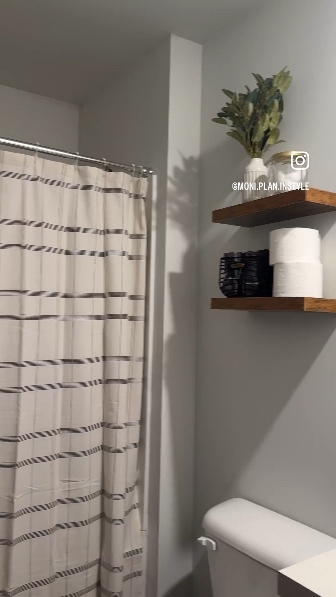 Small bathroom glow-up✨

#LTKVideo #LTKStyleTip #LTKHome