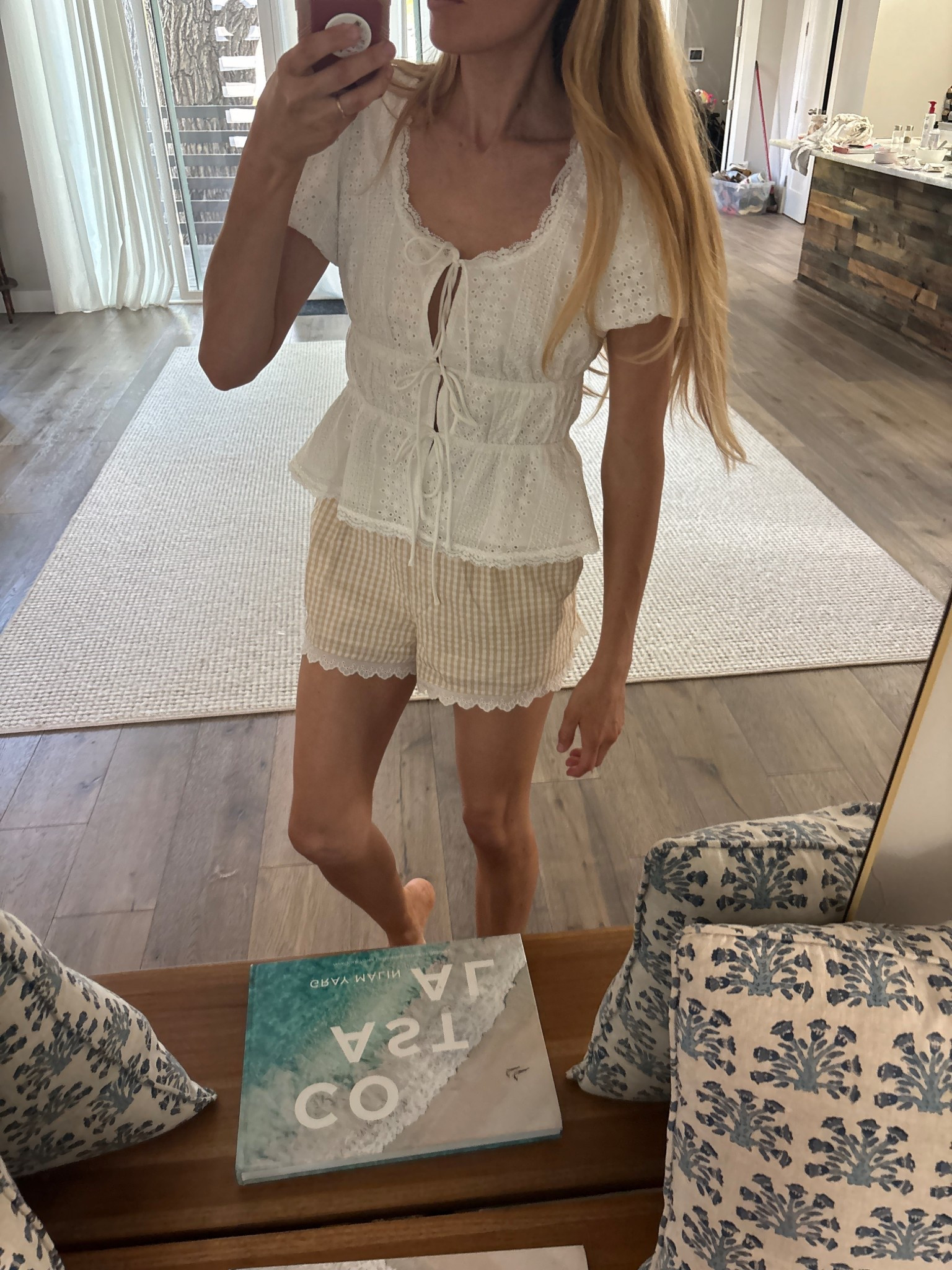 Visual cute spring outfit of the day 

#LTKMothersDay #LTKdayinmylife #LTKmomlife