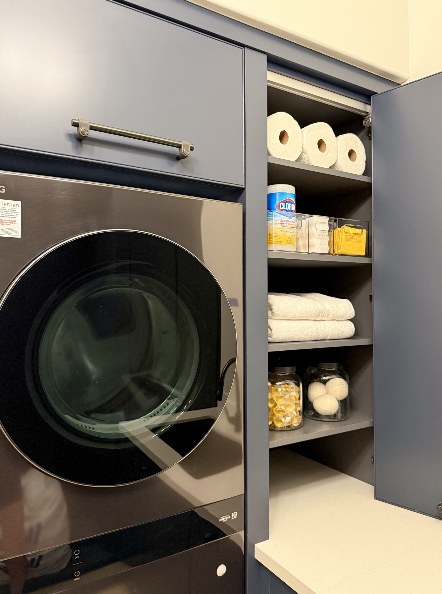 Laundry inspo! Keep it simple and functional. #laundry #organizationinspo