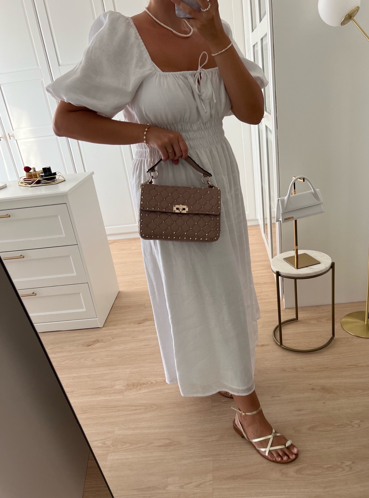 Abito bianco faithful the brand 🤍 

Detail shot, must have accessories, vestito lungo, summer outfit, summer dress, Lino, outfit inspiration, Yoox, Nicoletta, mini dress, midi dress, vestiti estivi, Valentino Garavani, Borsa a spalla rockstud, Farfetch, sandali piatti in pelle, pull & bear, mango, Italia. 

#LTKstyletip #LTKeurope #LTKSeasonal