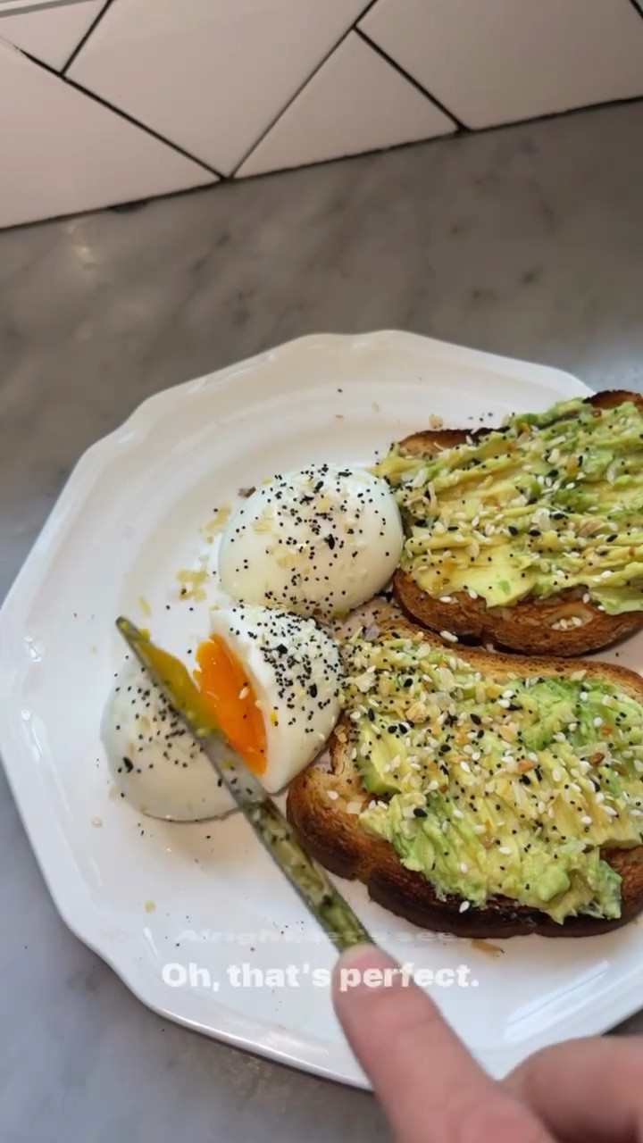 Soft boiled eggs don’t home free avocado toast & everything but the bagel seasoning for breakfast

#LTKHome