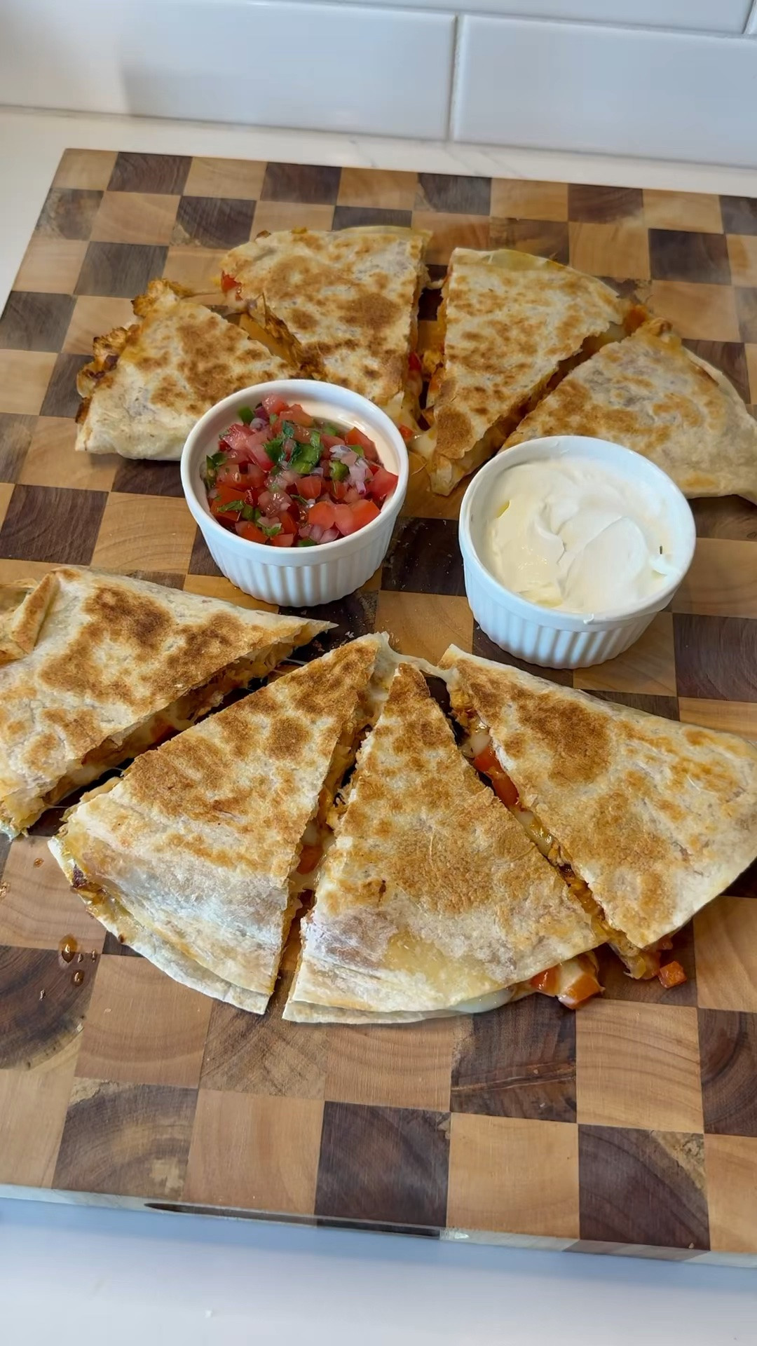 Let’s make a Chicken Quesadilla!
Here’s the recipe ❤️
https://wolfcaster.kitchen/recipes/f/chicken-quesadilla

#LTKdayinmylife #LTKfoodie #LTKHome