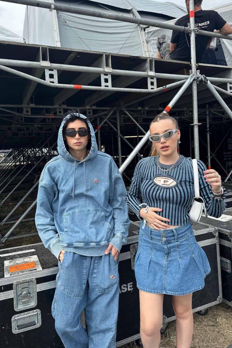 Lollapalooza 2023 #lollapaloozaparis2023

Look de festival, full look Diesel en denim, hoodie, jean coupe droite large #festival #festivallook #Diesel #Denim

#LTKFind #LTKstyletip