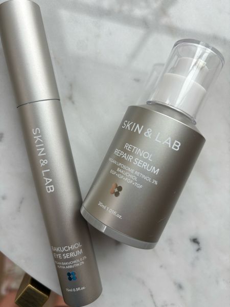 Love @skinlab_global serums so much! The Retinol Repair Serum is gentle but works great!
Use my code 101DWFTK for 10% off 
#skinlab
#digintoyourskin
#skinfam