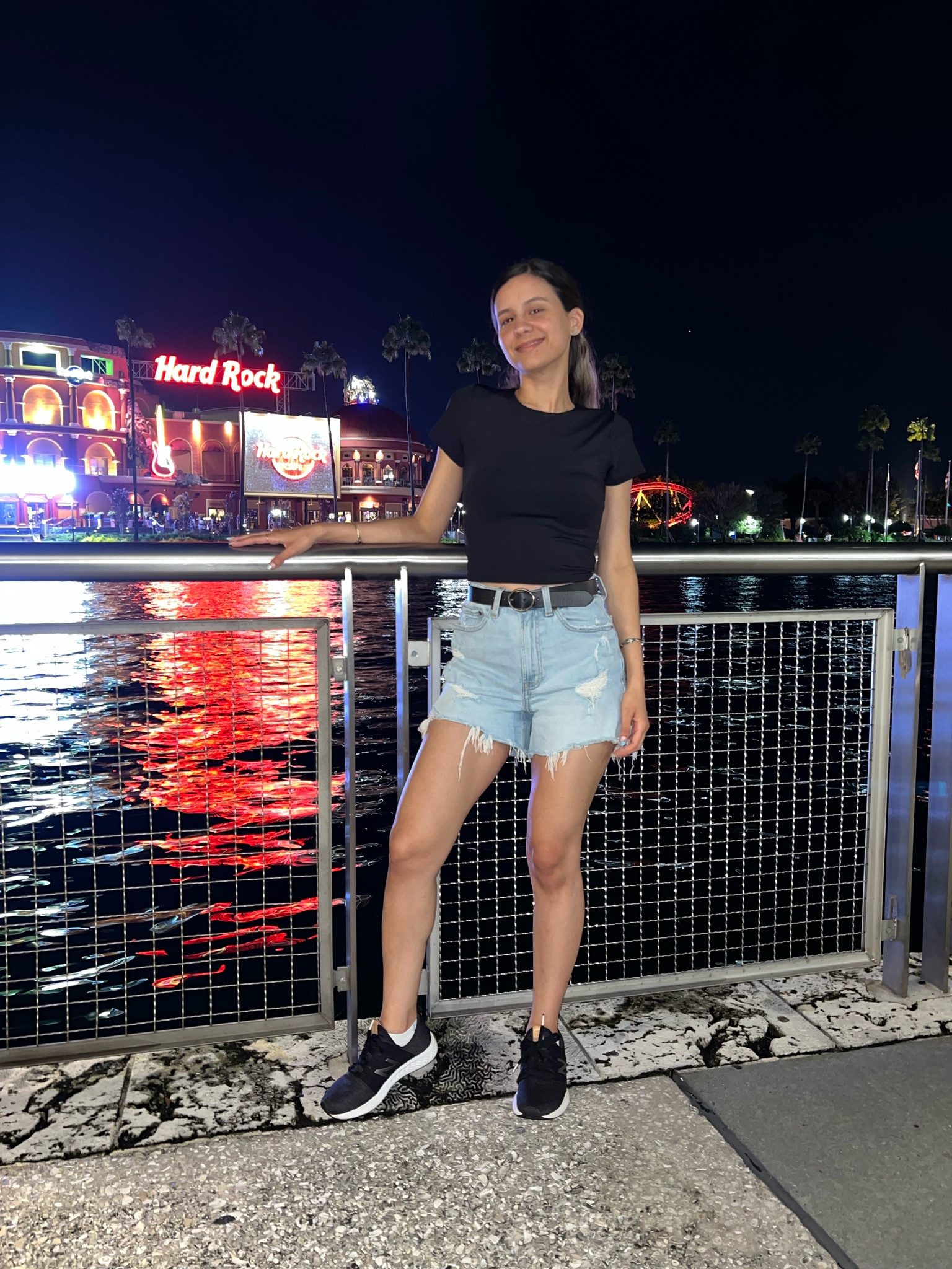 Abercrombie & Fitch shorts at 25% off !!!
Wearing size 26 

#LTKSaleAlert #LTKSeasonal