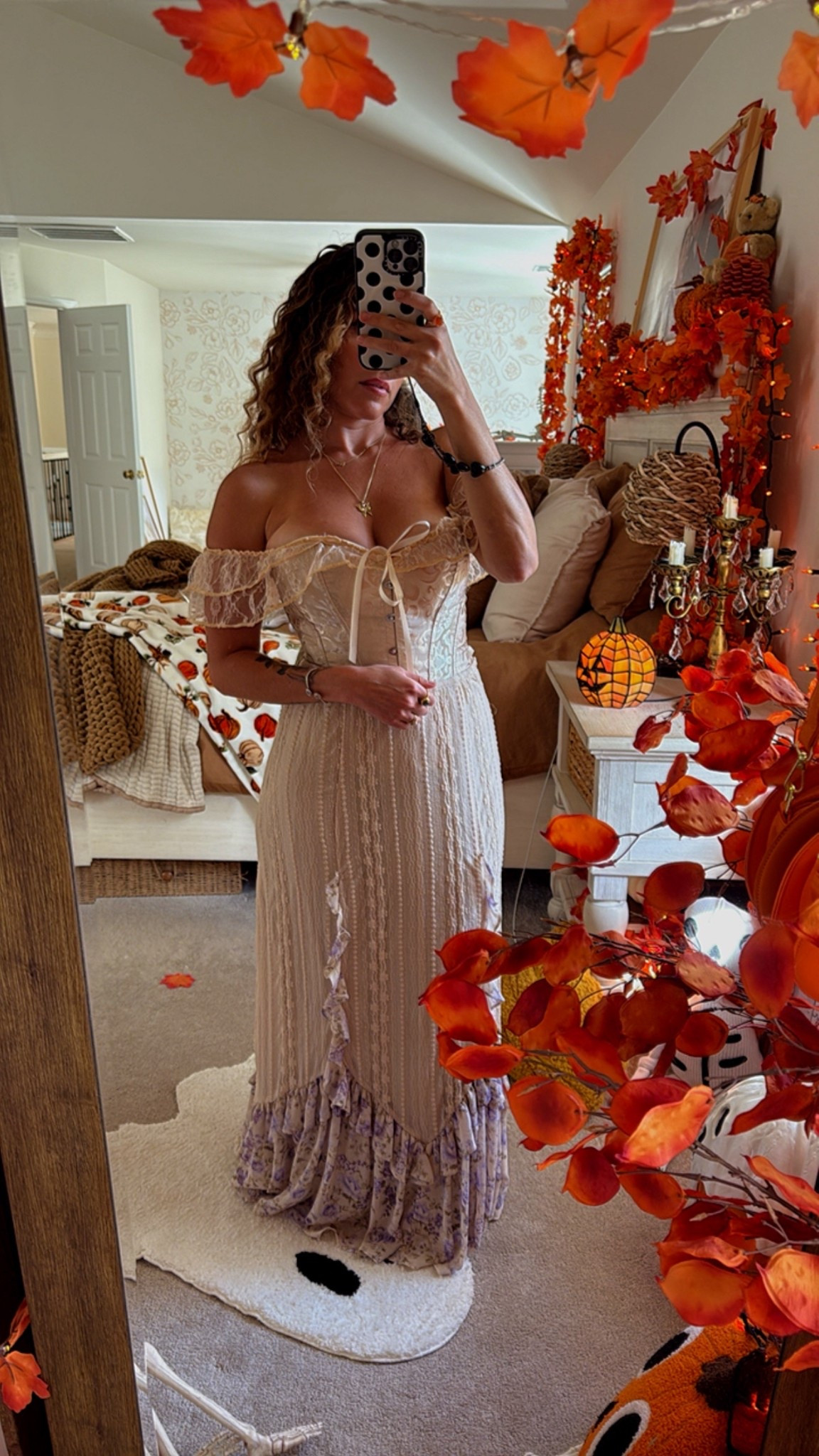 Lace corset !!! Obsessed!! 

#LTKStyleTip #LTKSaleAlert #LTKSeasonal