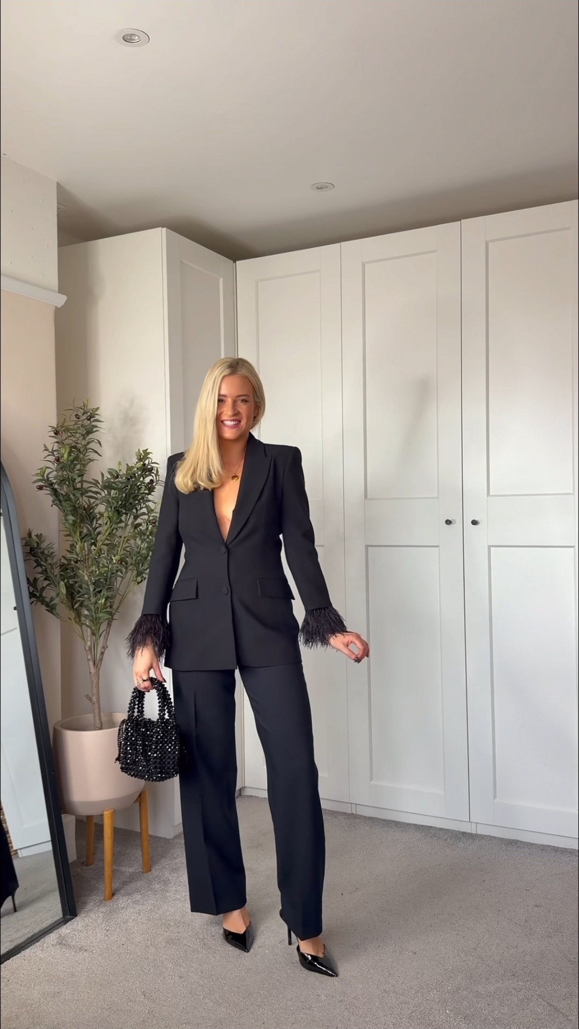 This suit 😍😍😍 perfect perfect perfect! Wearing small xx 