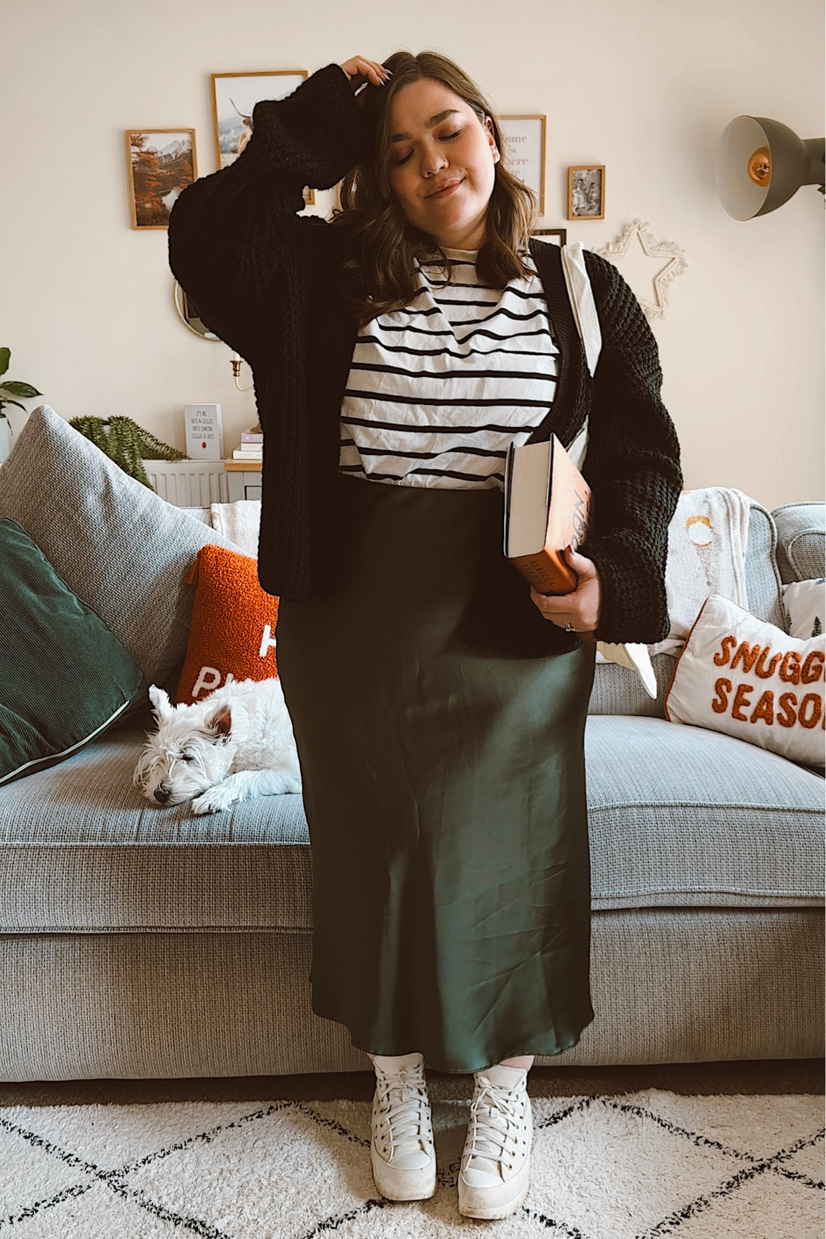 I loveee wearing satin skirts all year round! I couldn’t find this exact one but here’s one similar!! ✨✌🏻
.
.
#midsizestyle #midsizefashion #newlookers #thatnewlookfeeling

#LTKstyletip #LTKautumn #LTKmidsize