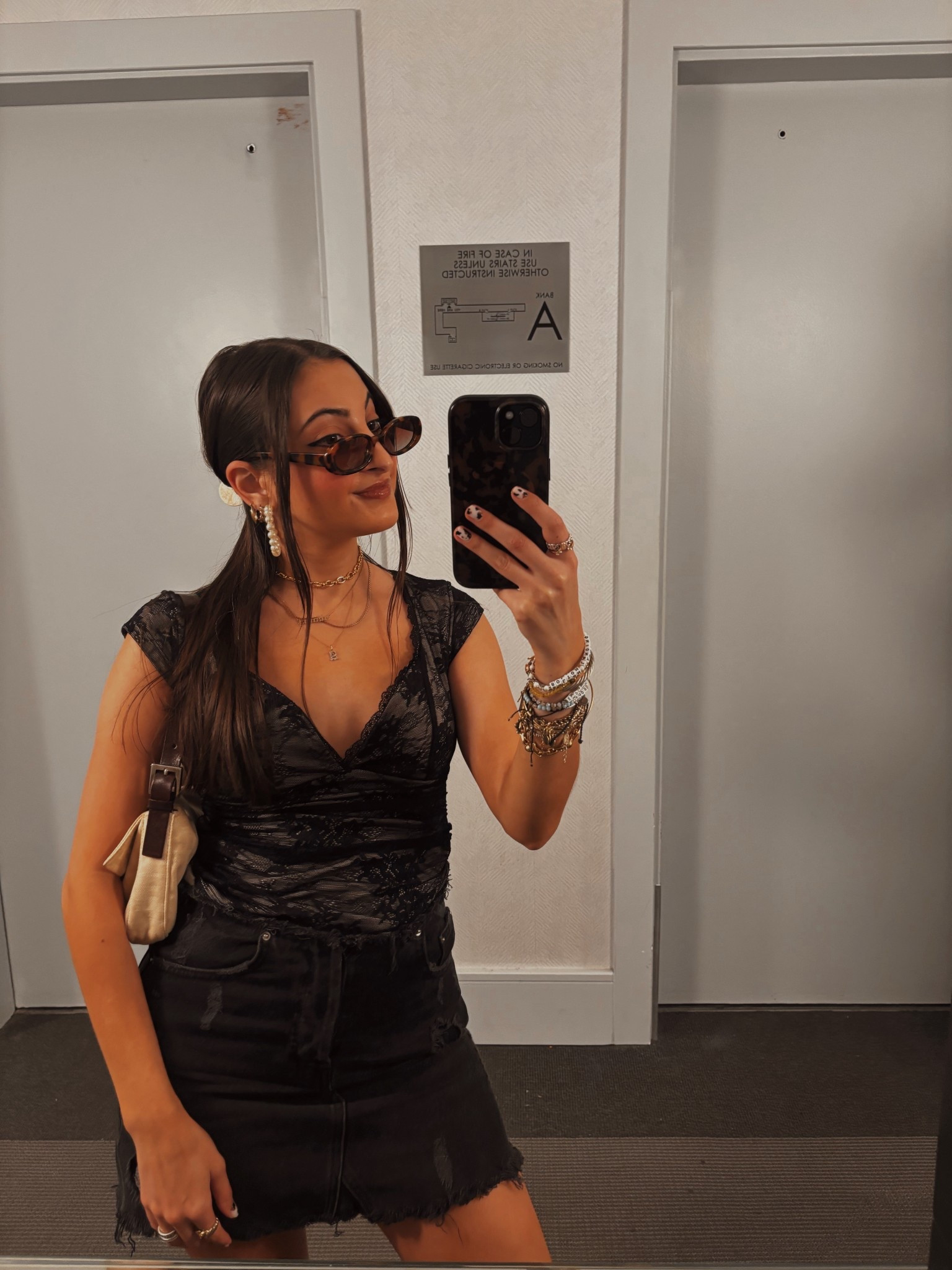 black lace summer fit
🤎🪩🍂🌞💫✨
alannamartine.com 

#LTKFindsUnder50 #LTKStyleTip #LTKSeasonal