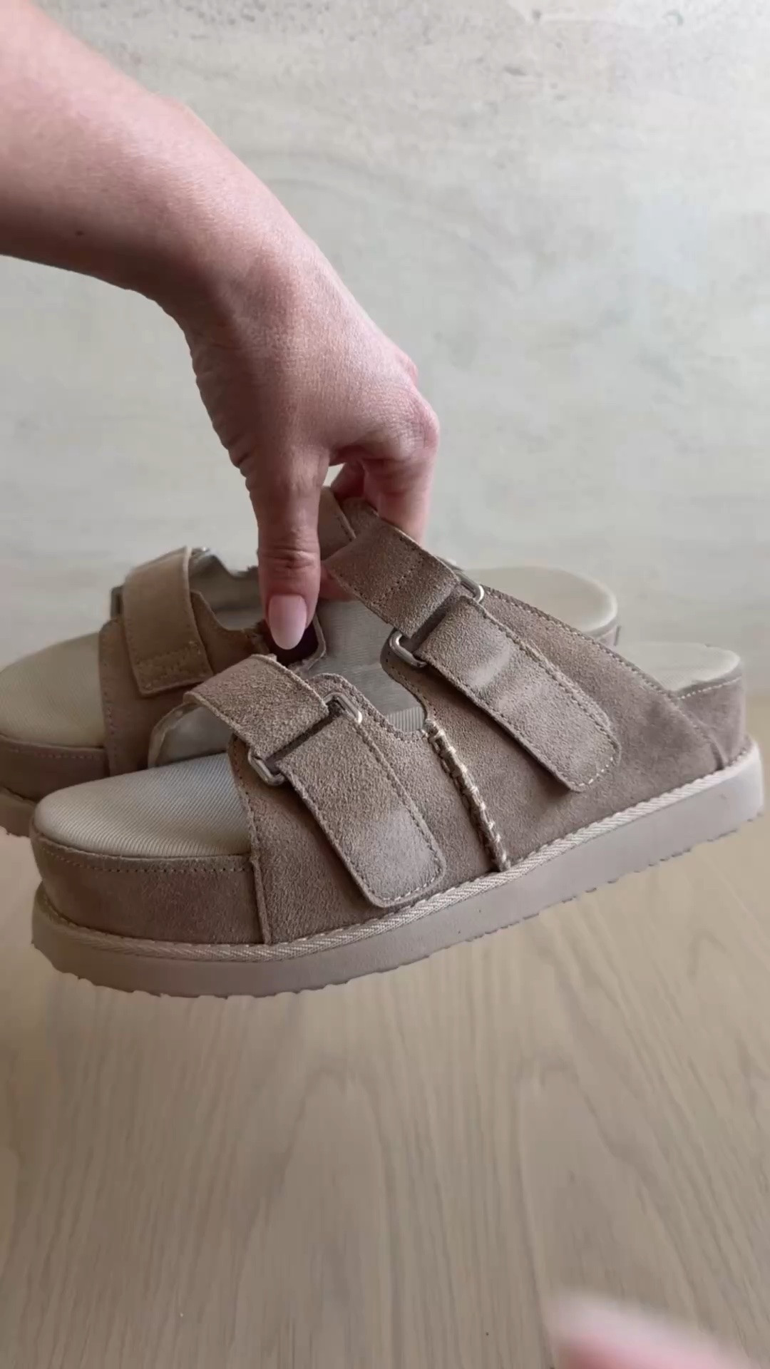 This cloud sandals are now on sale

#LTKHome #LTKootd #LTKSaleAlert