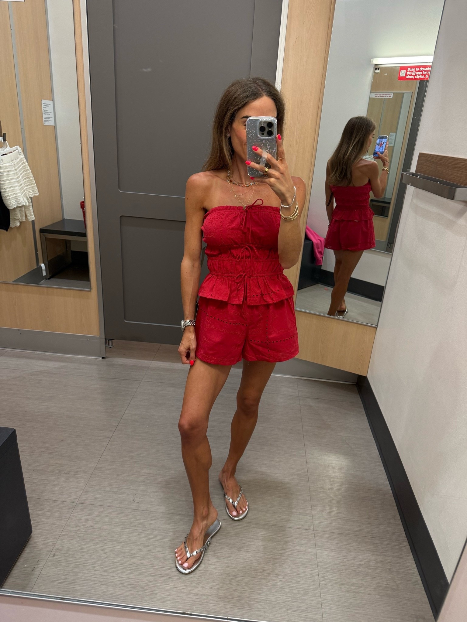 Red eyelet matching shorts and top size xxs

#LTKPetite #LTKootd