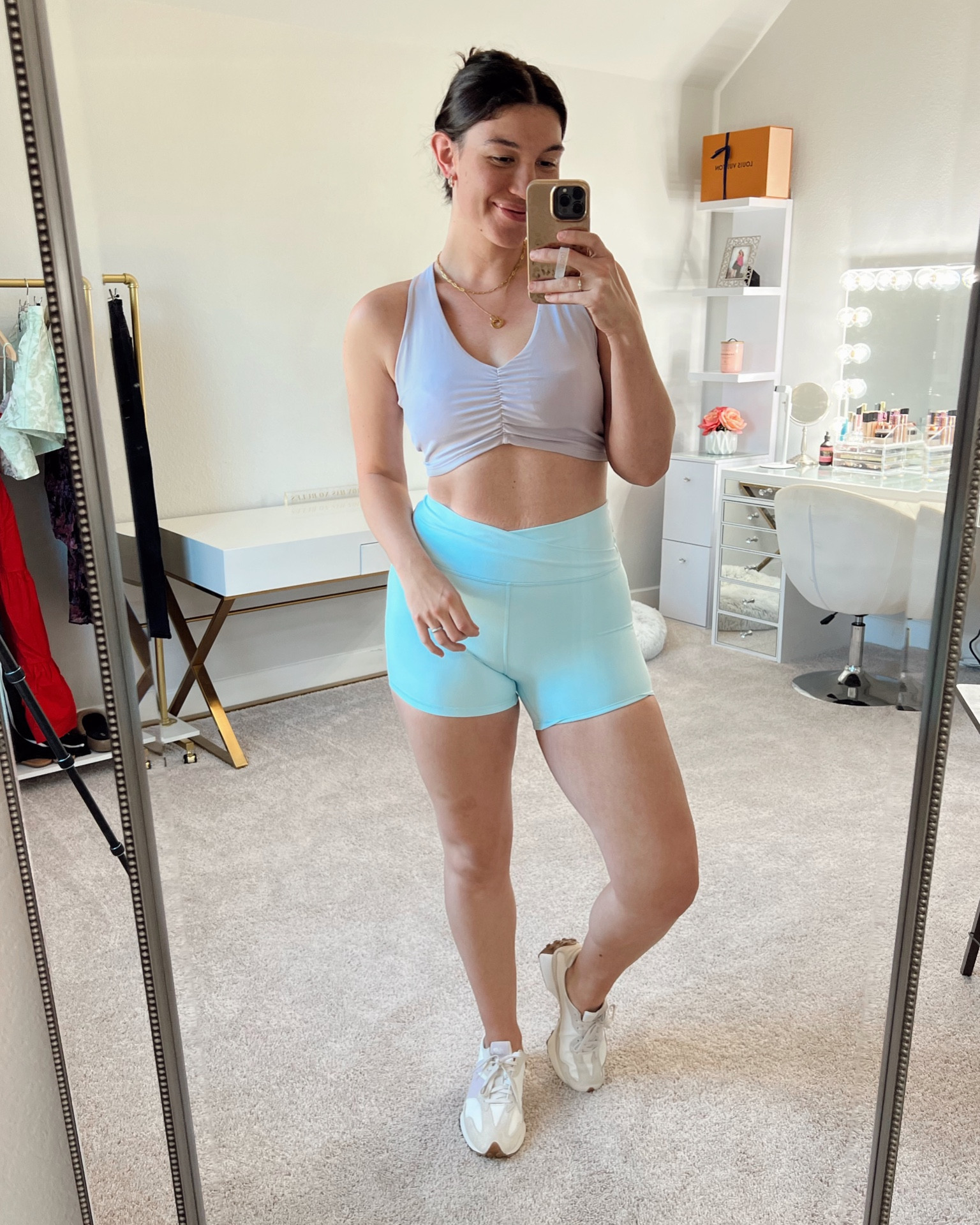 Todays spring workout fit🌸💜🌺🌷💙

Workout outfit, mom fit, fitness fashion, curvy fitness, midsize sports bra, shorts

#LTKmidsize #LTKfitness #LTKSpringSale