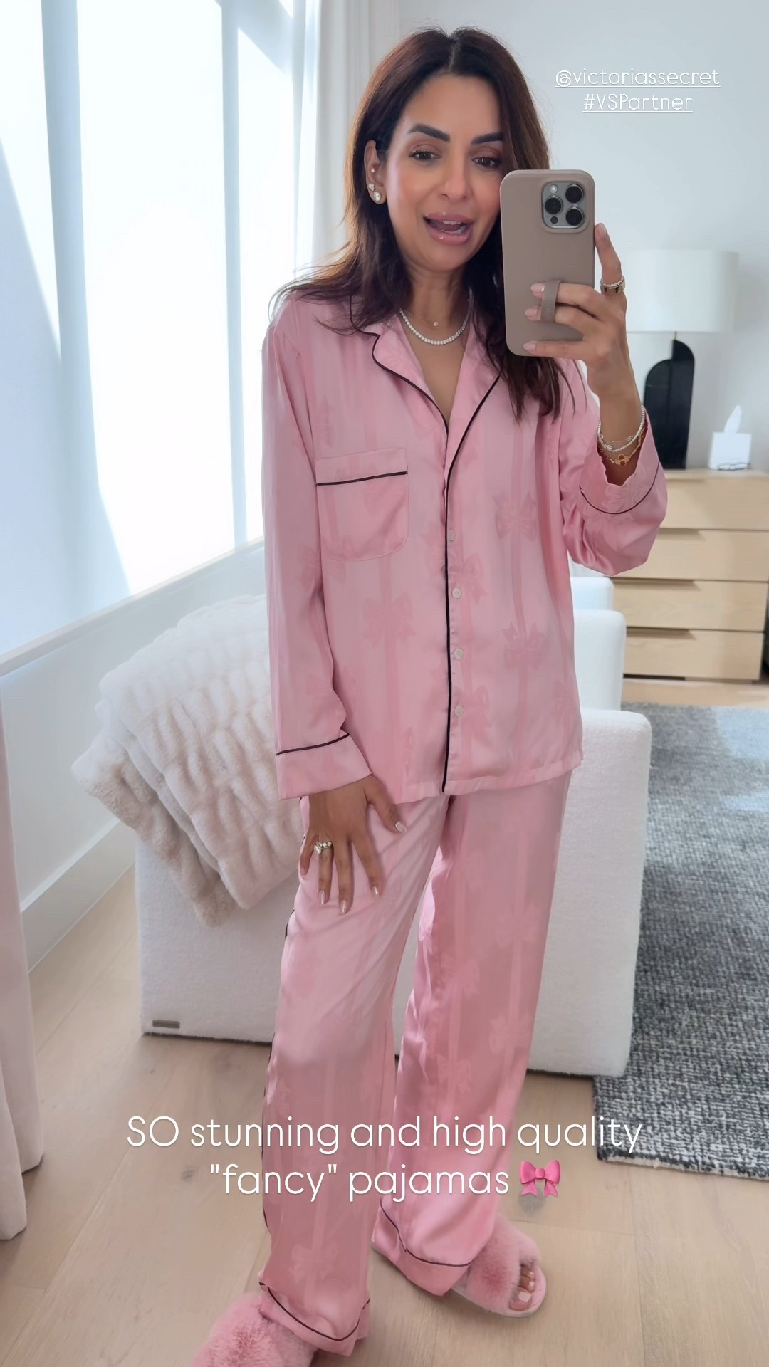 Code LTK20 gets 20% off + free shipping when you spend $35 🎀 These super luxe pajamas are so perfect for a night in for Valentine's Day or Galentine's party!  I love that we have the shorter length option, I'm in my true size XS petite @victoriassecret #VSPartner

#LTKValentine #LTKSeasonal