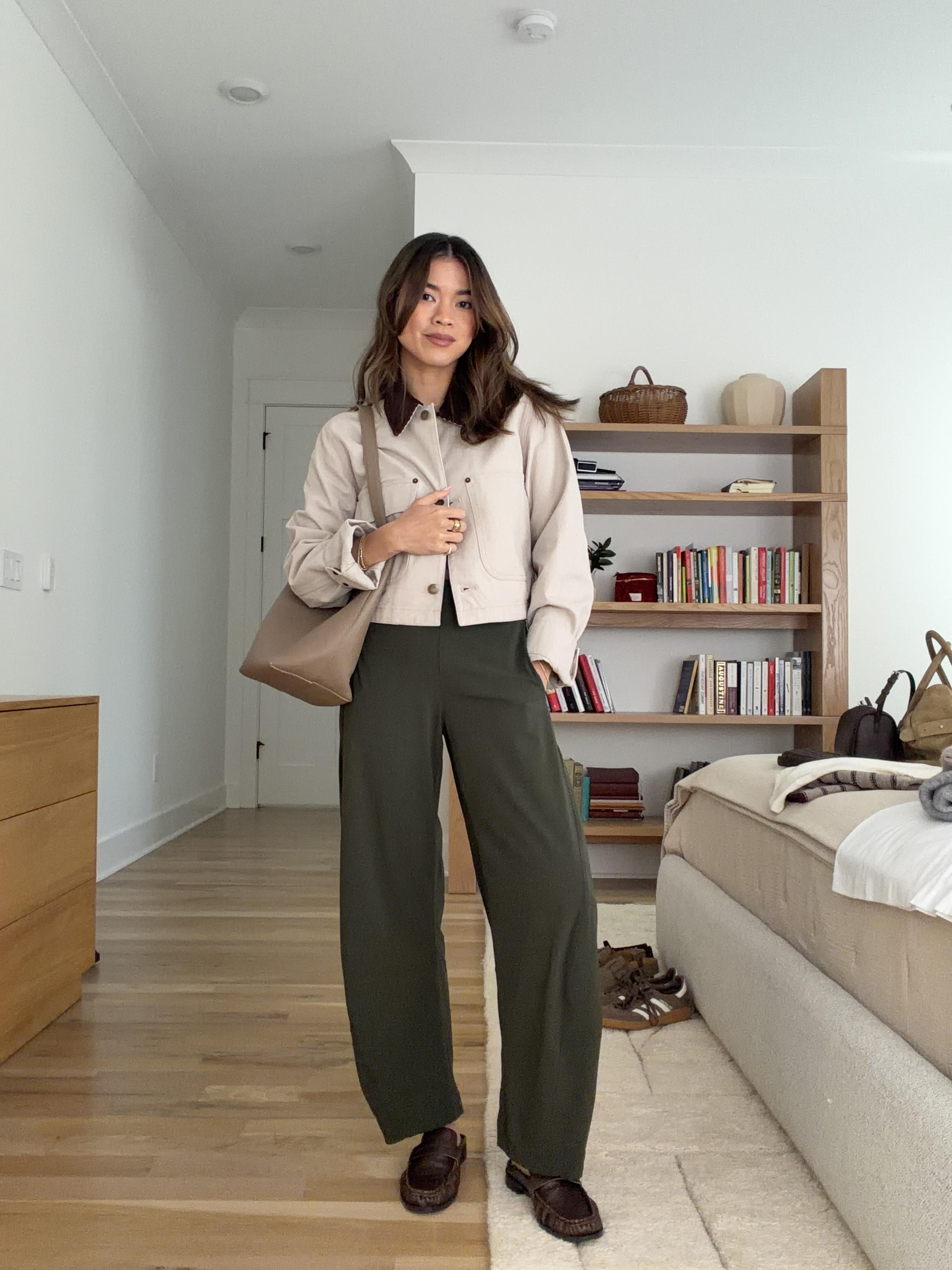 Are you looking for an easy everyday pant? These @Ruti ones are pull on and so flattering!

Sizing info: 
-Ruti The On The Loose Work Pants (Size 0 regular in Verdant) 
-Abercrombie Bra Free Tank (Size XS) 
-Aritzia Barnett Lightweight Chore Jacket (Size XS)

green pants, petite pants, green petite pants, fall pants, summer pants, barrel pants, summer outfit, fall outfit, vacation outfit, travel outfit, best petite pants, petite barrel pants, comfy pants, viral barrel pants, fall style, petite fall style, fall jacket, barn jacket

#LTKootd #LTKSeasonal #LTKPetite