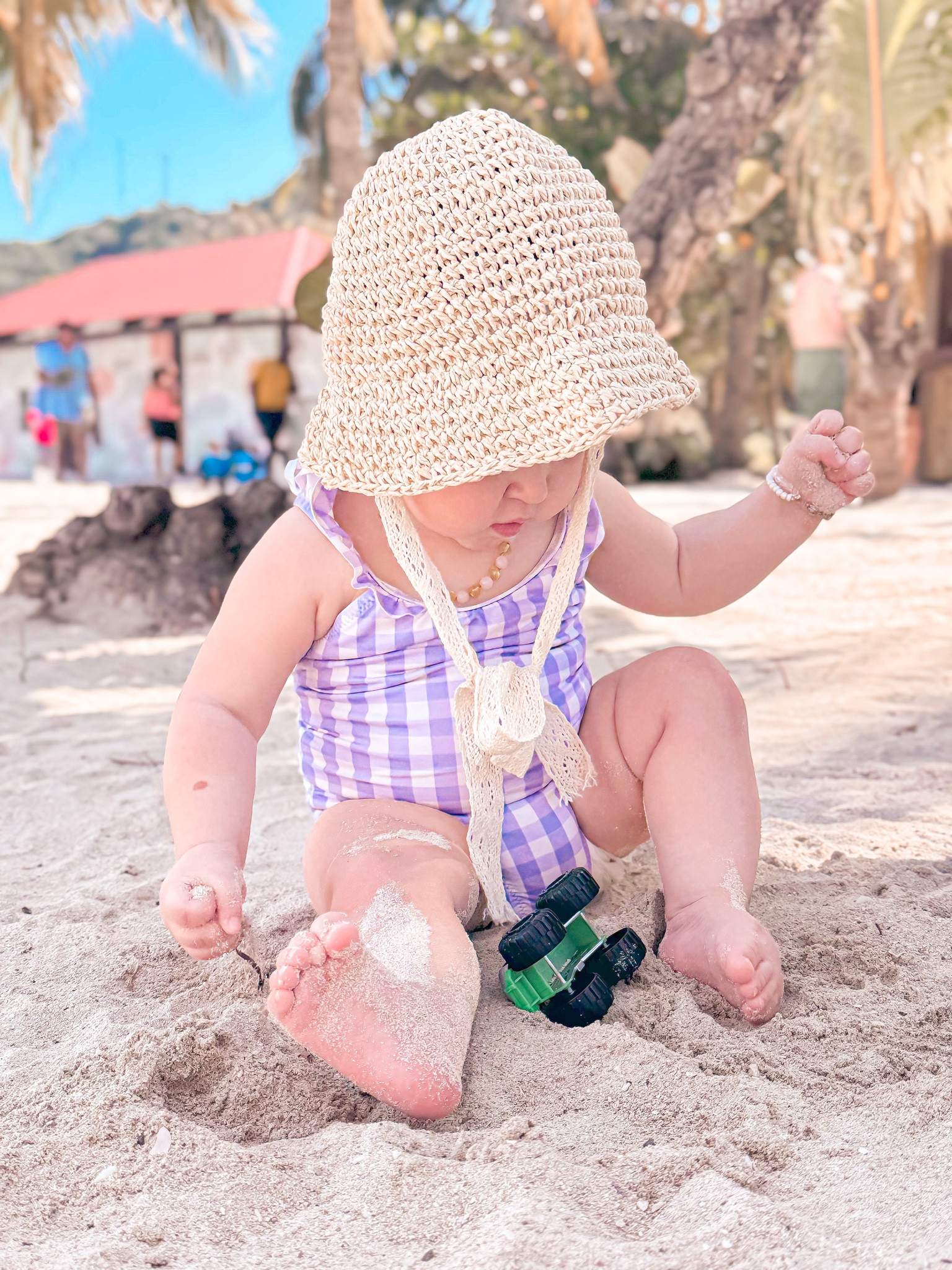 Some of Laylas fashion from the trip! 


#LTKTravel #LTKSeasonal #LTKBaby