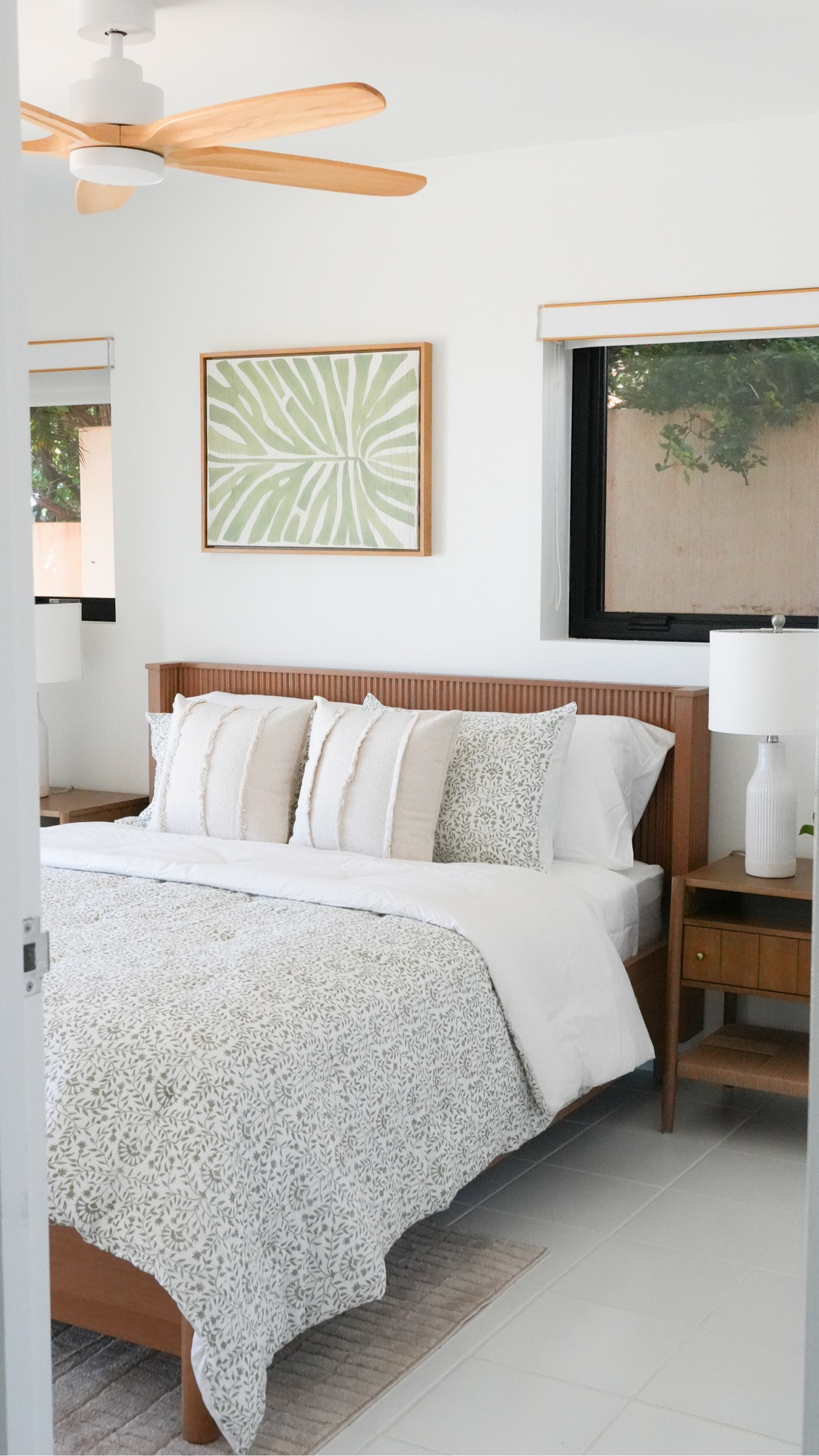 A little color can completely transform a space. 🌿✨

For this bedroom, we kept the foundation neutral and layered in pops of green for a fresh, calming feel that still feels timeless.

The best part? Every piece ships to Hawaii, and I’ve linked everything in my LTK to make recreating this look easy. 🤍

Comment “SHOP” and I’ll send you all the links! 🌴

#BedroomDesign #BedroomInspo #IslandMinimalist #NeutralHome #HomeStyling #InteriorDesign #HawaiiHomes #BedroomDecor #CoastalStyle #HomeDecorIdeas

#LTKHome