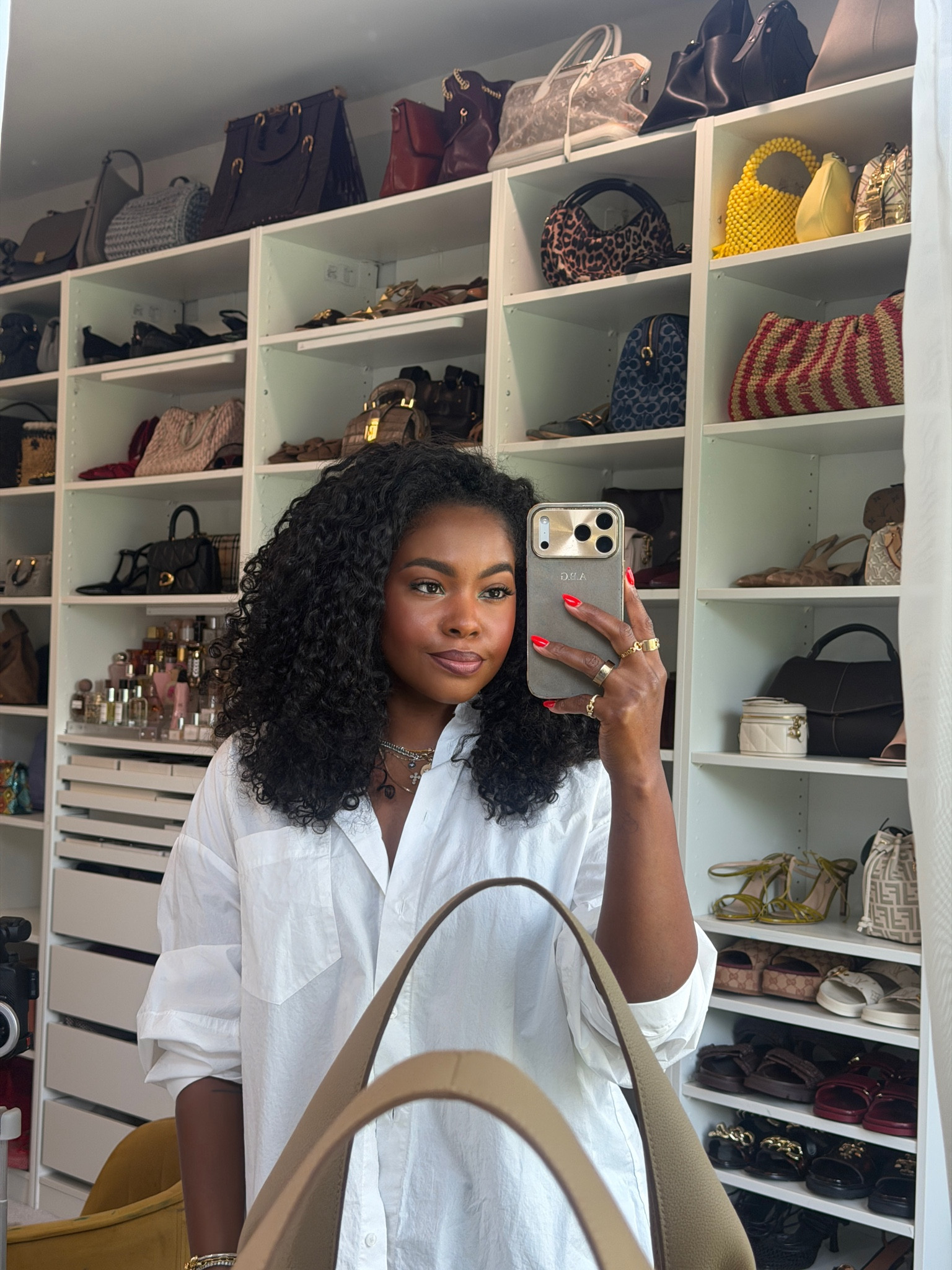 tutorial on the hair coming to Youtube soon. Details 5 packs - Burmese Curly - 18inch - I haven't cut anything just install and go 

 