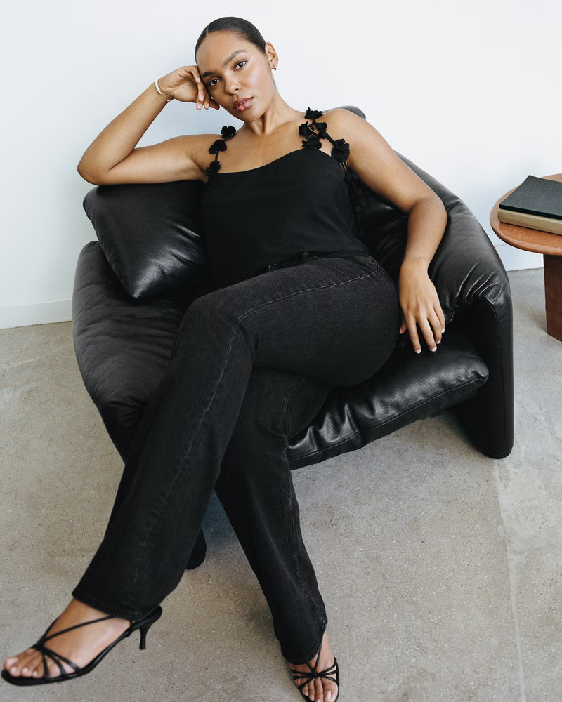 Curve Love High Rise Flare Jean | Abercrombie & Fitch (US)