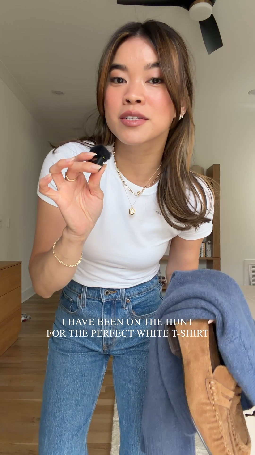 Sizing info:
•white tee size small
•jeans size 23 extra short in medium wash
•blue sweater size small

White tee, basic tee, petite style, petite shirt, spring style, petite jeans, mom style, everyday jeans, blue jeans, Abercrombie jeans, spring sweater, spring jeans, white tee shirt 
@Aritzia @abercrombie 

 

#LTKSeasonal #LTKPetite #LTKootd