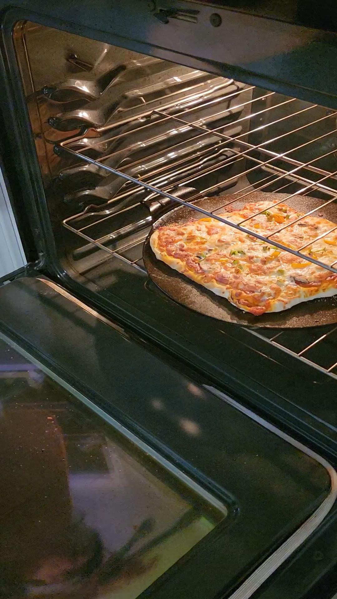 this cast iron pizza stone is a game changer for that thin crust sourdough pizza! 

#LTKmomlife #LTKfoodie