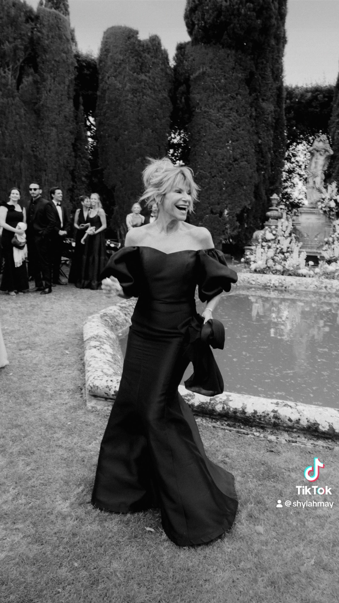 Mother of the bride dress

#LTKWedding