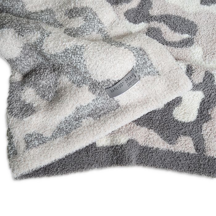 BAREFOOT DREAMS CozyChic Camo Throw | Bloomingdale's (US)