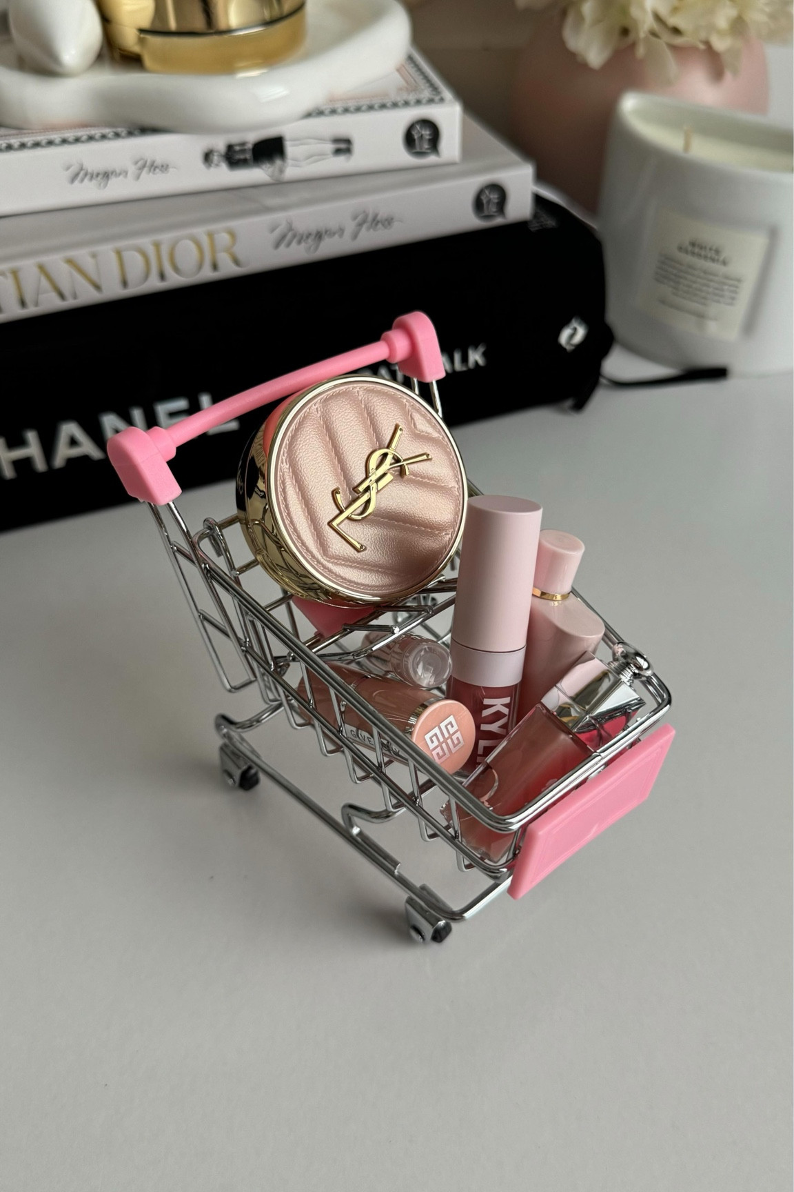 Filling my cart with pink items only 🤭
I absolutely love mini cosmetics and it’s better when it’s pink 😍🩷

Mini cosmetics are becoming a big hit worldwide 😍 How can you not love it 🥹 They’re adorable and great travel with! 

To shop my posts, follow me on LTK. I will try my absolute best to post links to where you can find them 🩷🩷

.
.
.

#shopwithme #shopping #shoppingcart #shop #trolley #minicosmetics #minimakeup #ysl #yslbeauty #yslpowder #burberryher #burberry #ugc #ugccreator #makeup #cosmetics #makeupcollection