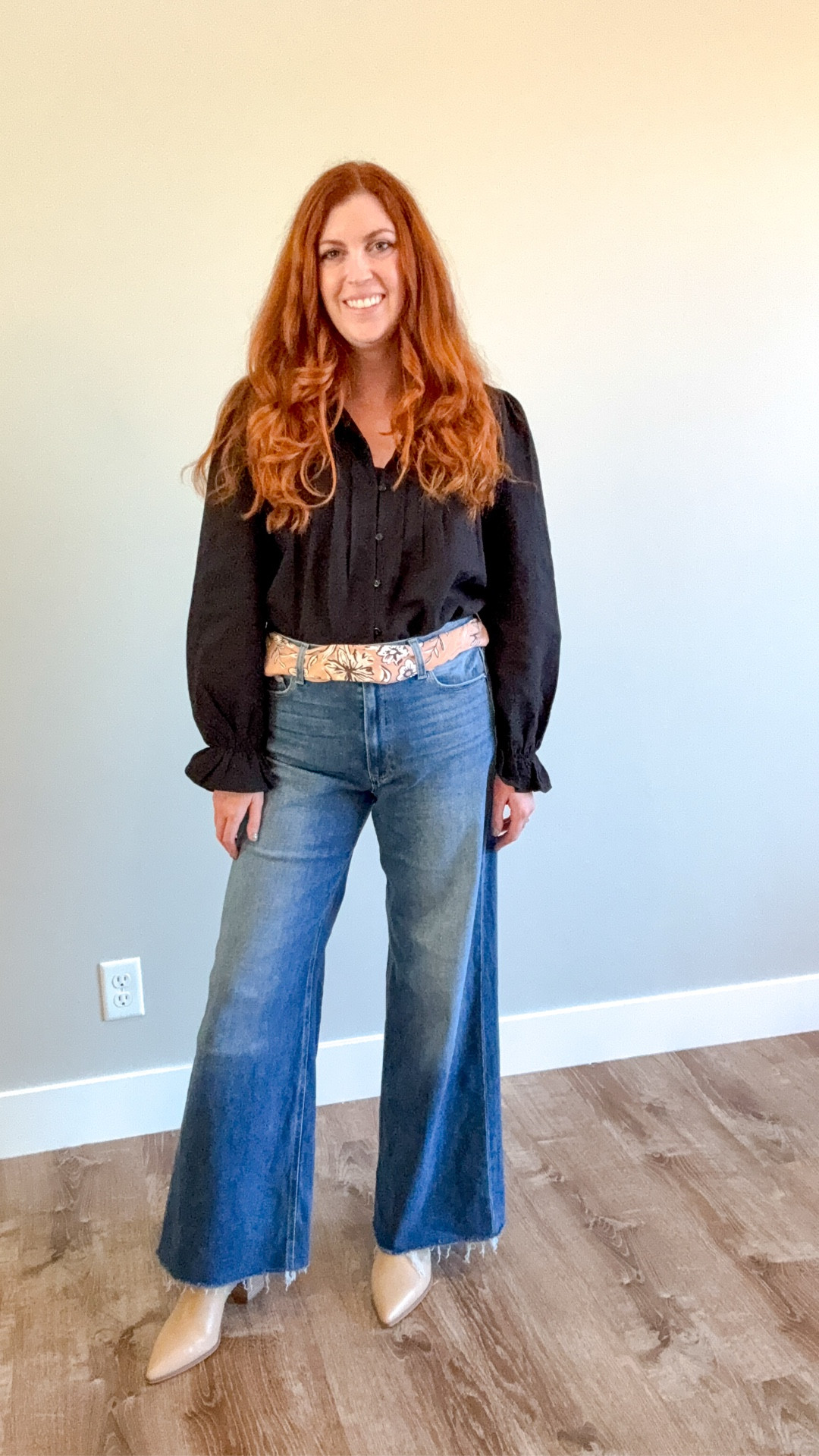 Creating looks with this black top!🖤

#LTKootd #LTKStyleTip #LTKHoliday