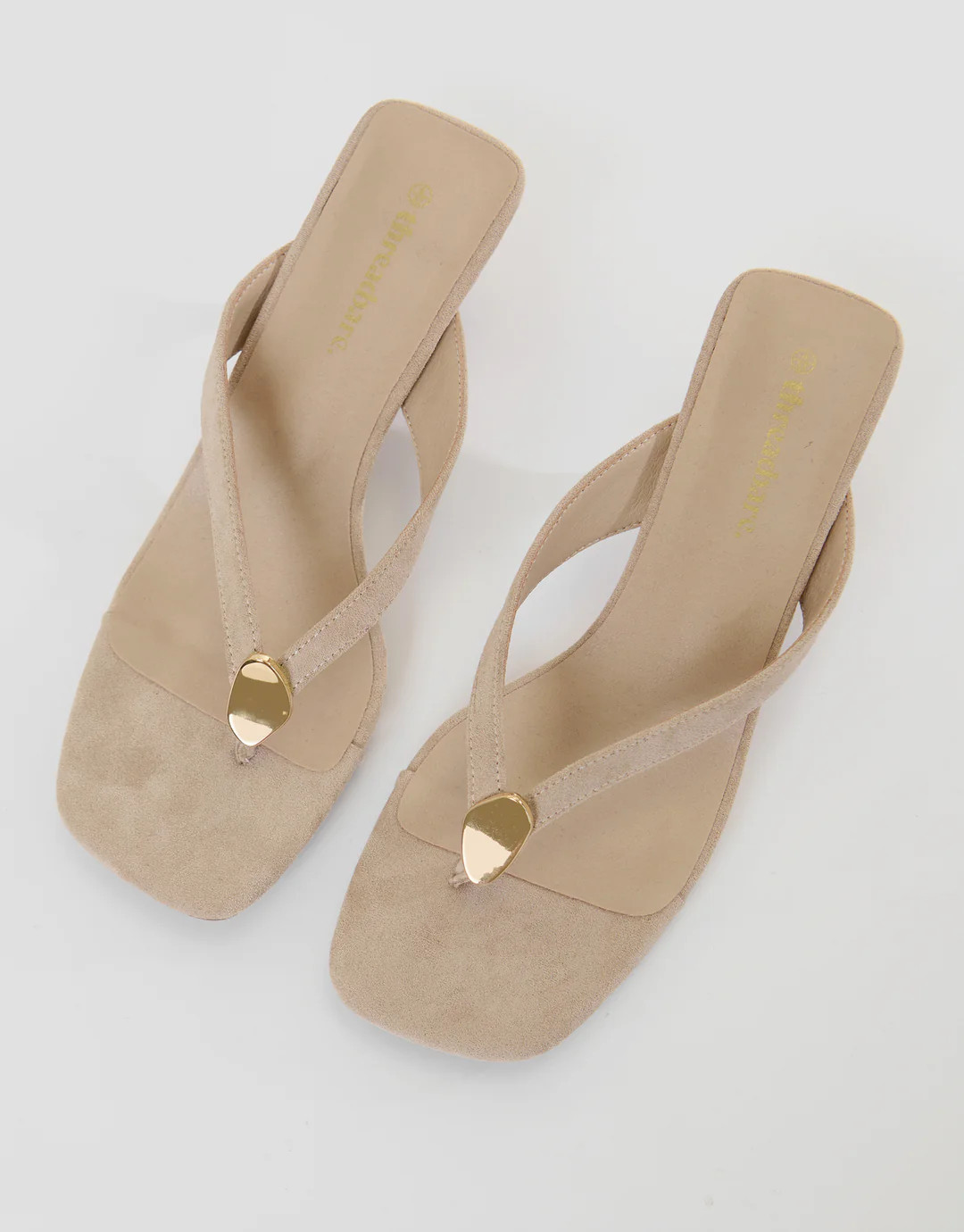 Toe Post Kitten Heels in Ecru | Threadbare UK